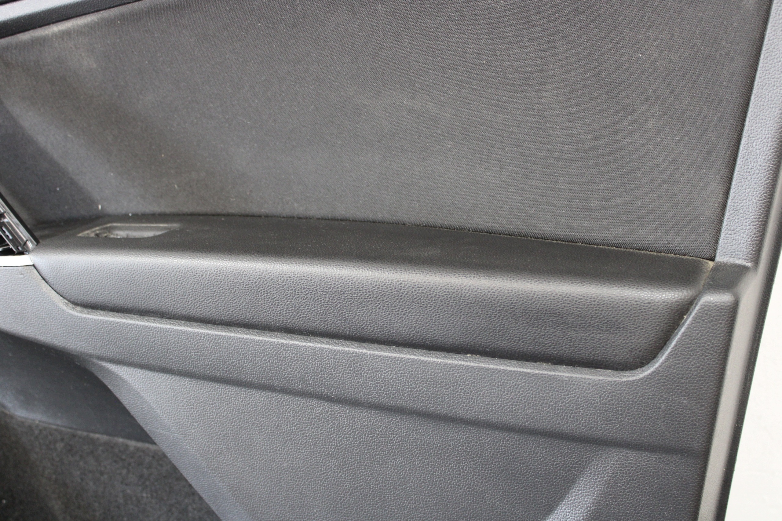 upholstery side door right front VW TIGUAN II 2 5NA ALLSPACE