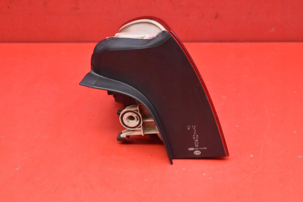 light right rear part rear 8E5945096 AUDI A4 B7 sedan 04-08
