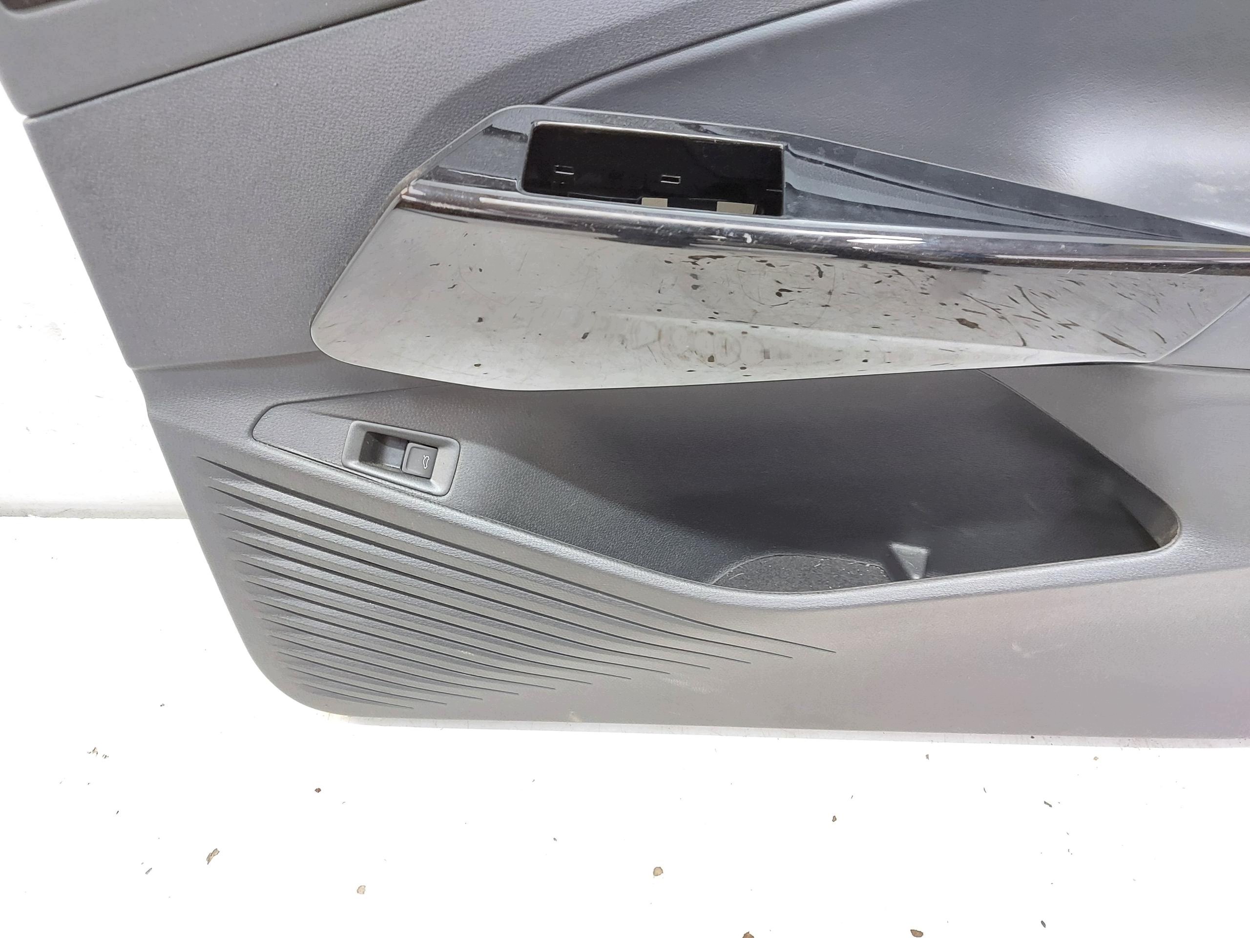 VW ID5 GTX 11E upholstery right front