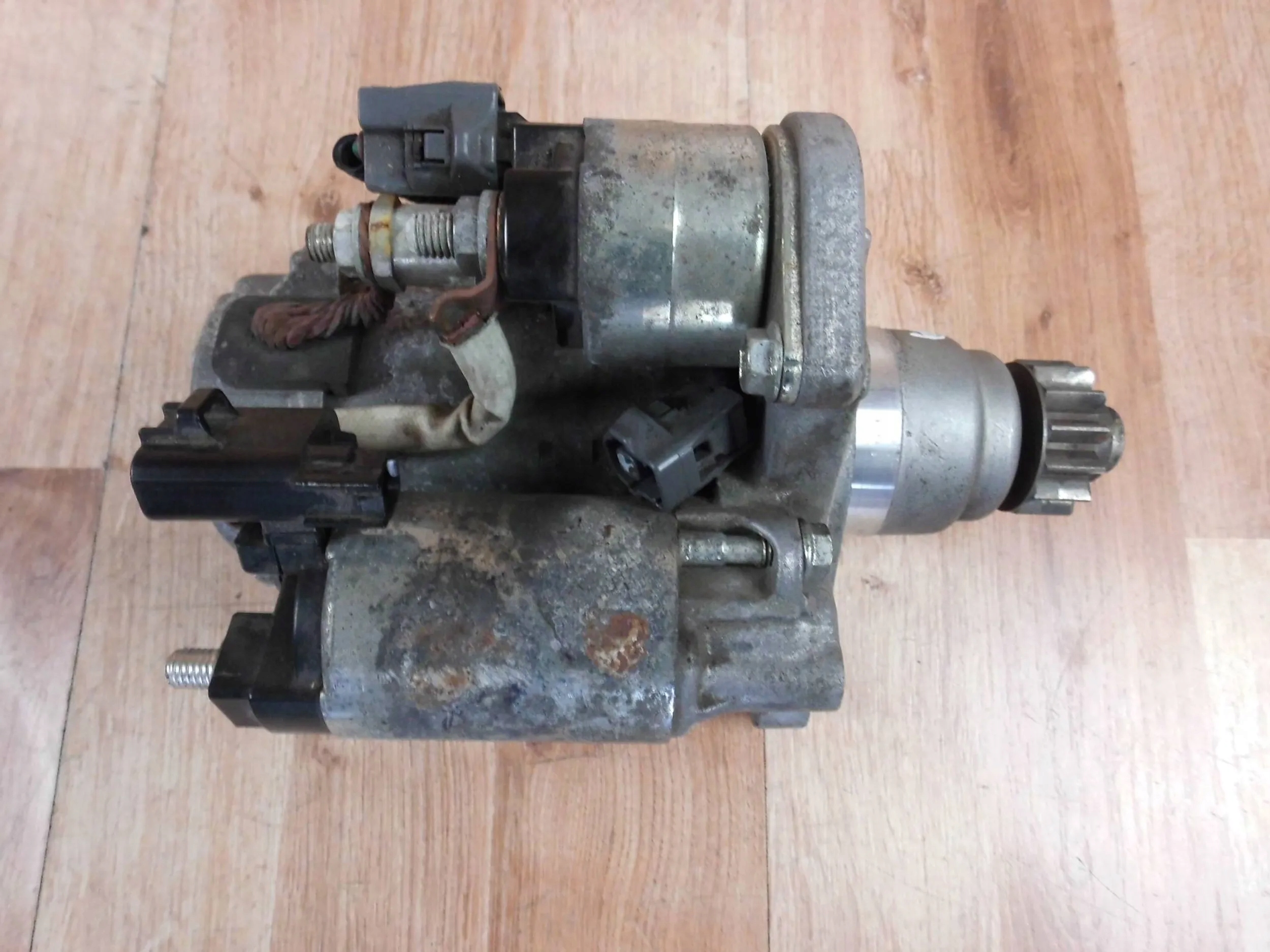 Lexus RX200T 2.0 238KM starter 438000-5440