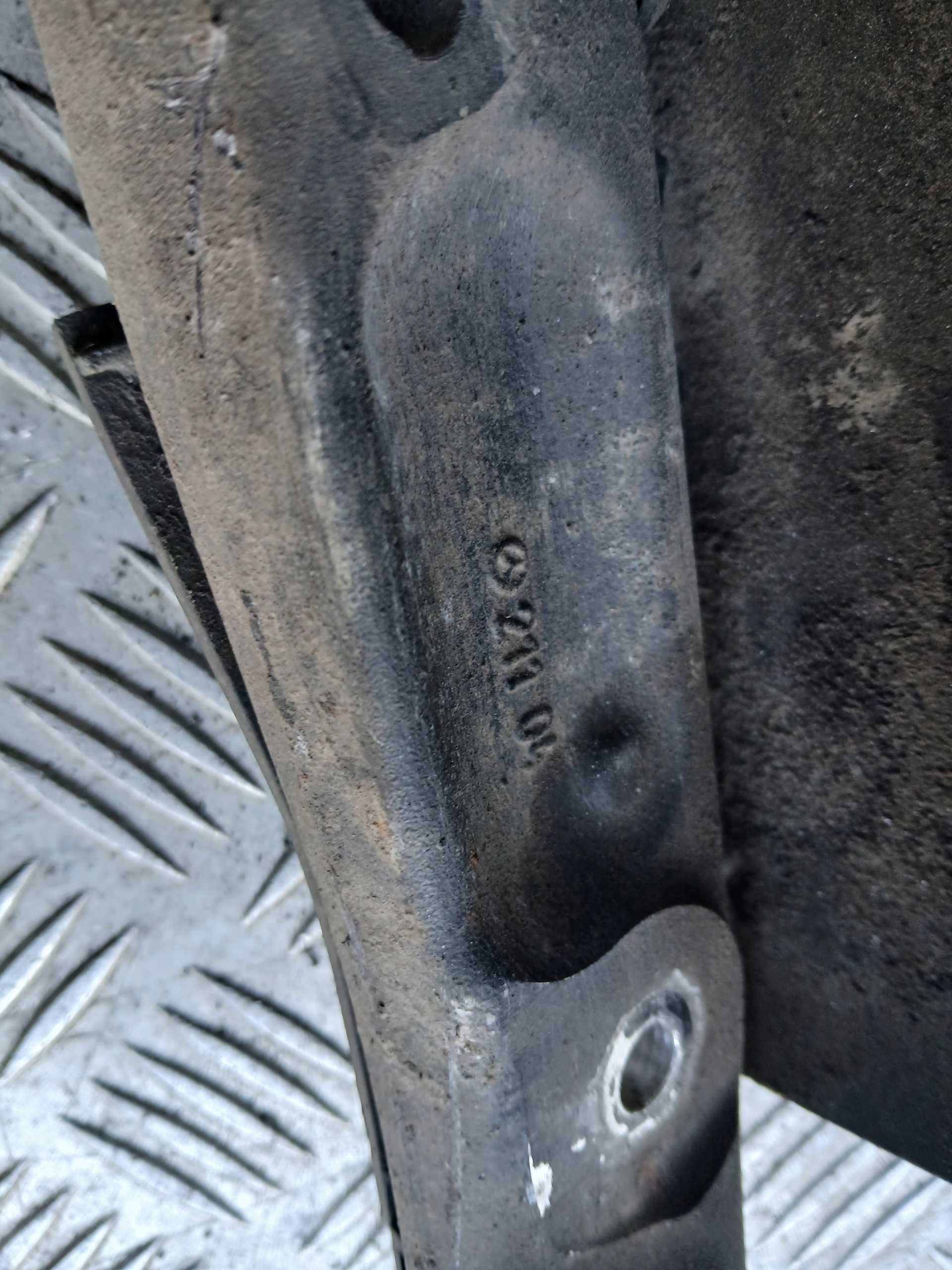 MERCEDES W211 AIRMATIC Querlenker links rechts heck