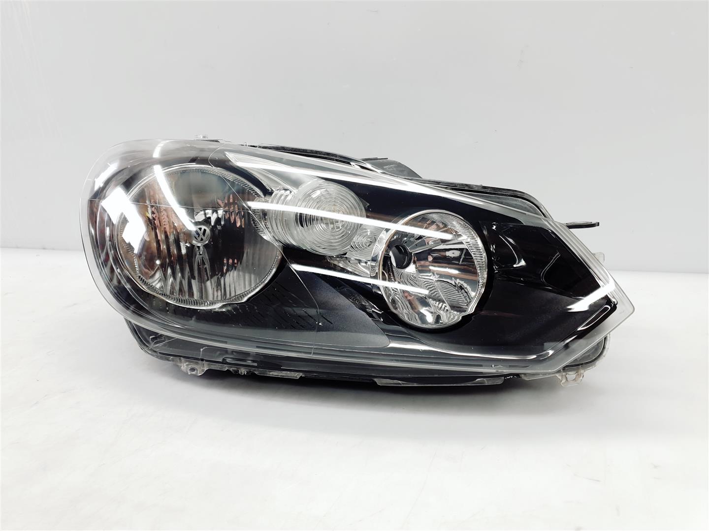 VW GOLF VI 6 08r+ PRAWA LAMPA PRZÓD VALEO ORY EU !!