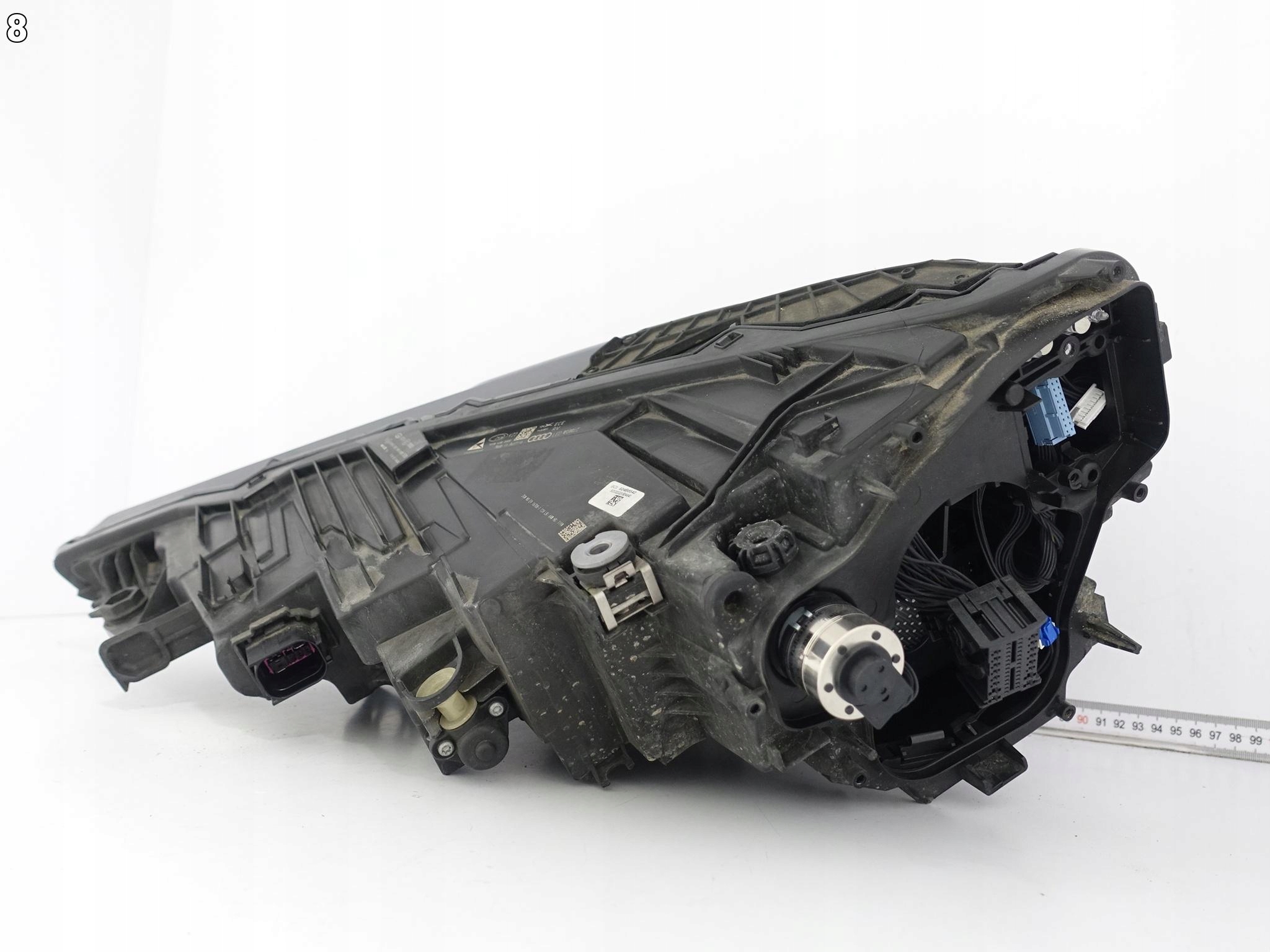AUDI Q8 SQ8 4M8 18-23 light MATRIX FULL LED right front EUROPA