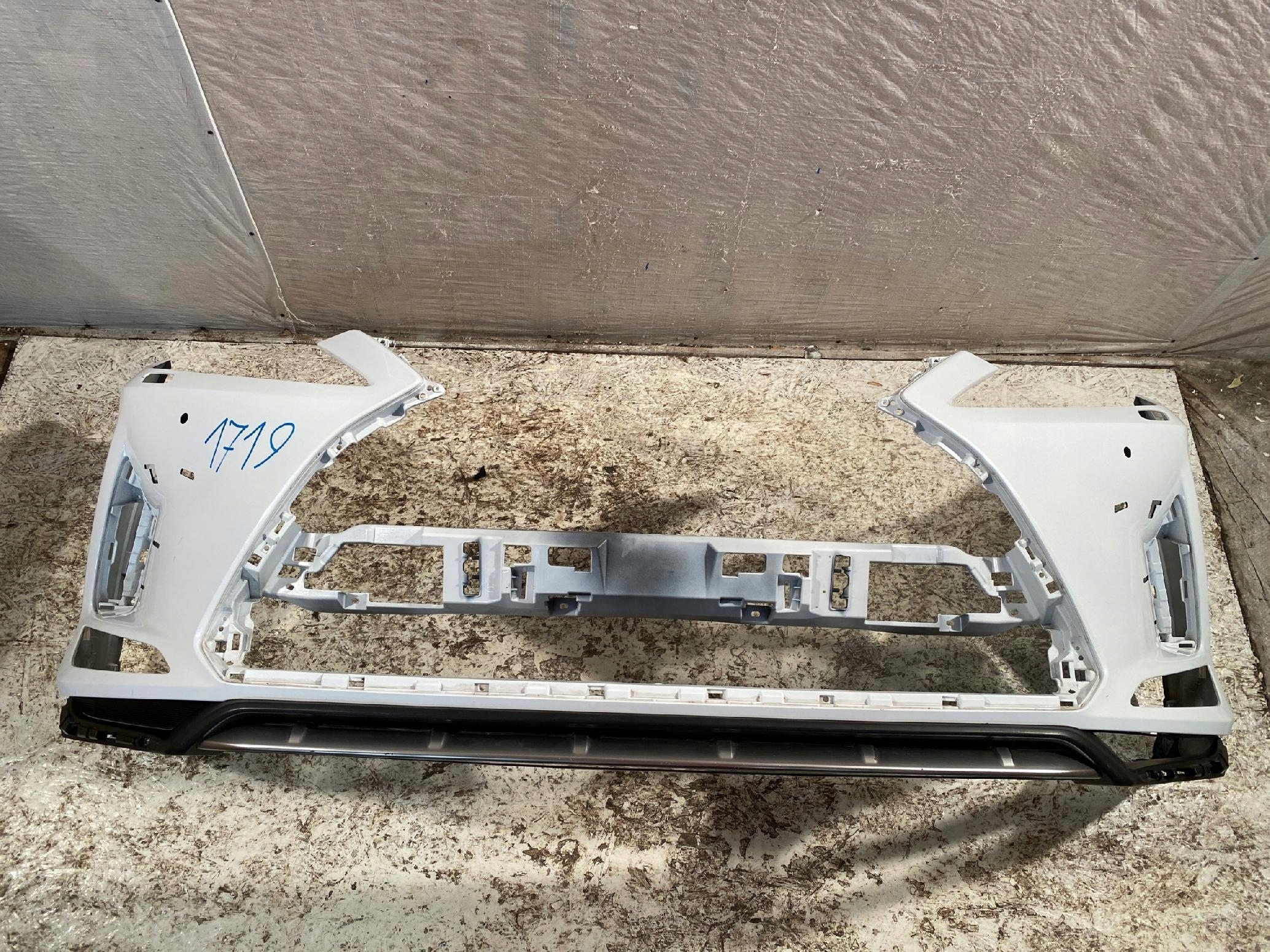 Lexus RX IV RX450H LIFT 19- bumper front