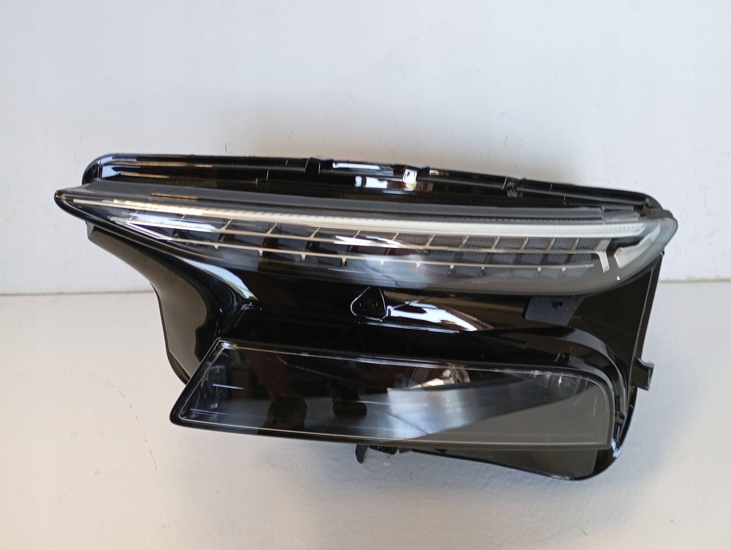 light front FULL LED left AUDI A6 ETRON 85E 85E941039R