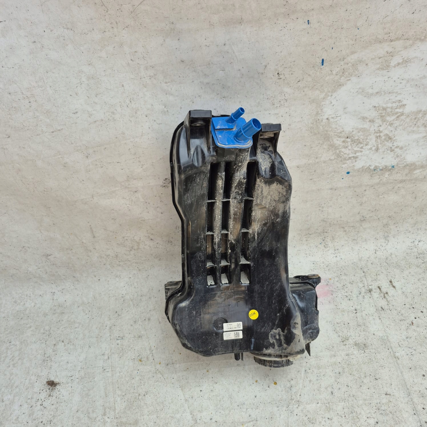 AUDI Q7 4M0 Behälter ADBLUE AD BLUE 4M0131878CF