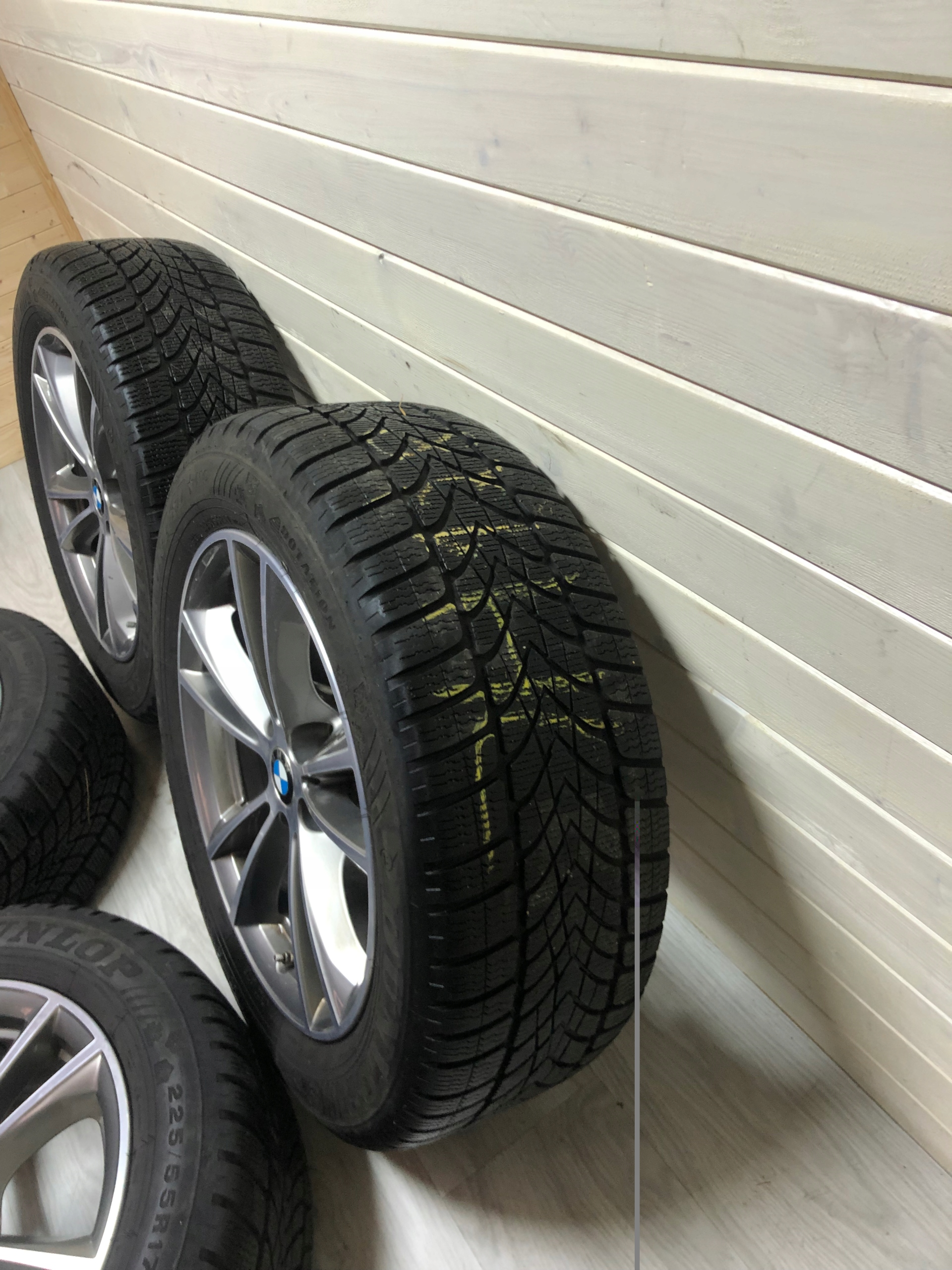 BMW 5 G30 G31 ZIMA 631 17" wheels discs