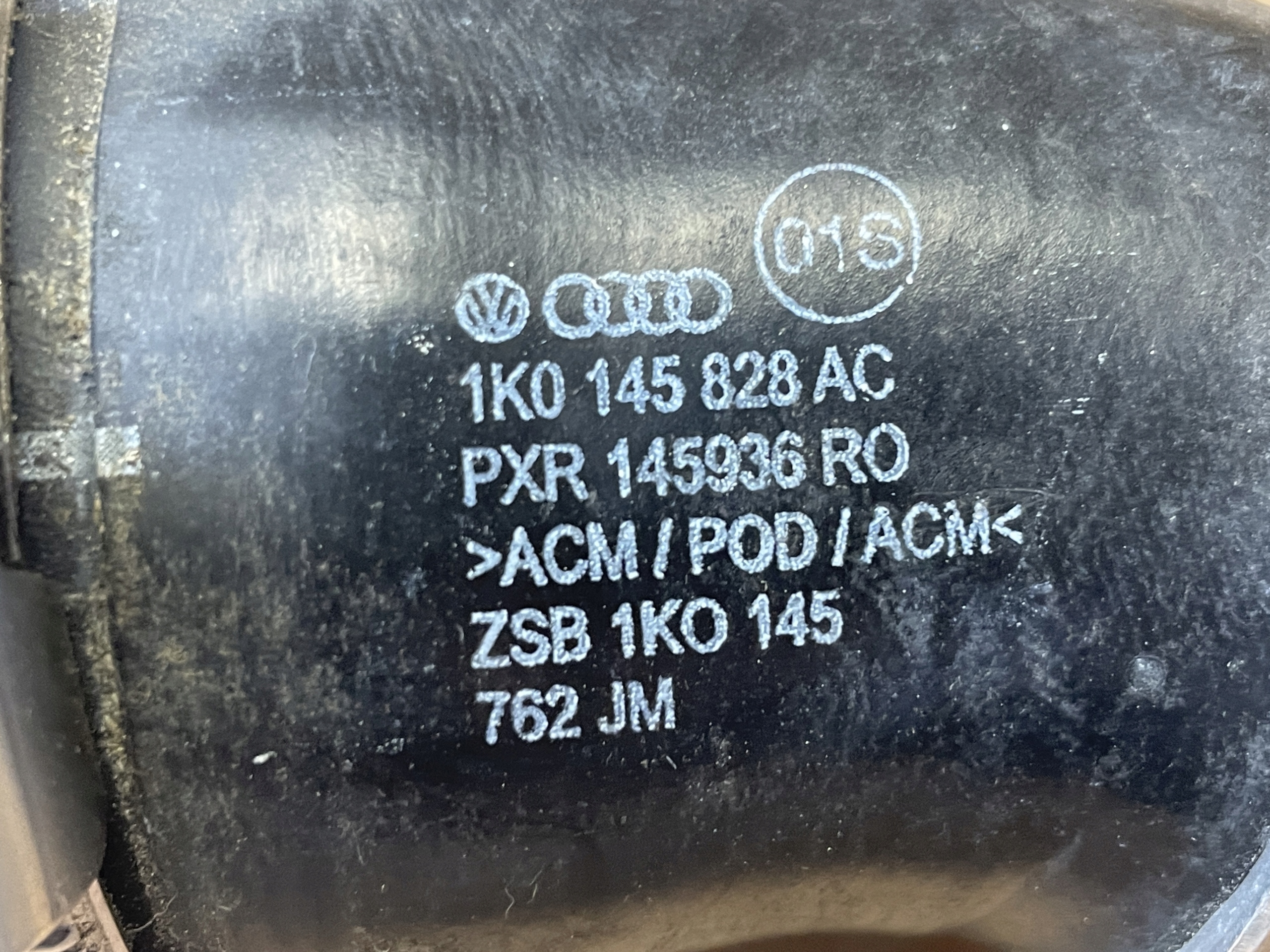 AUDI VW 2.0TSI trouba hadice intercoolera 1K0145828AC