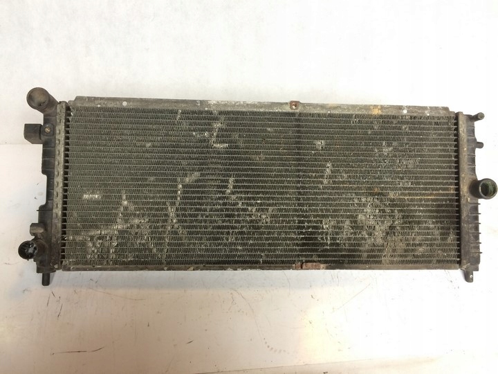 Radiatore / Raffreddatore OPEL CORSA 90298360 OPEL