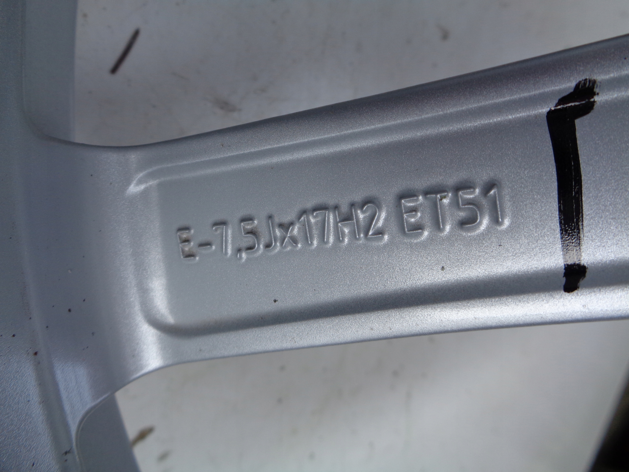 disk hliníkový AUDI 7,5JX17 ET51 5X112