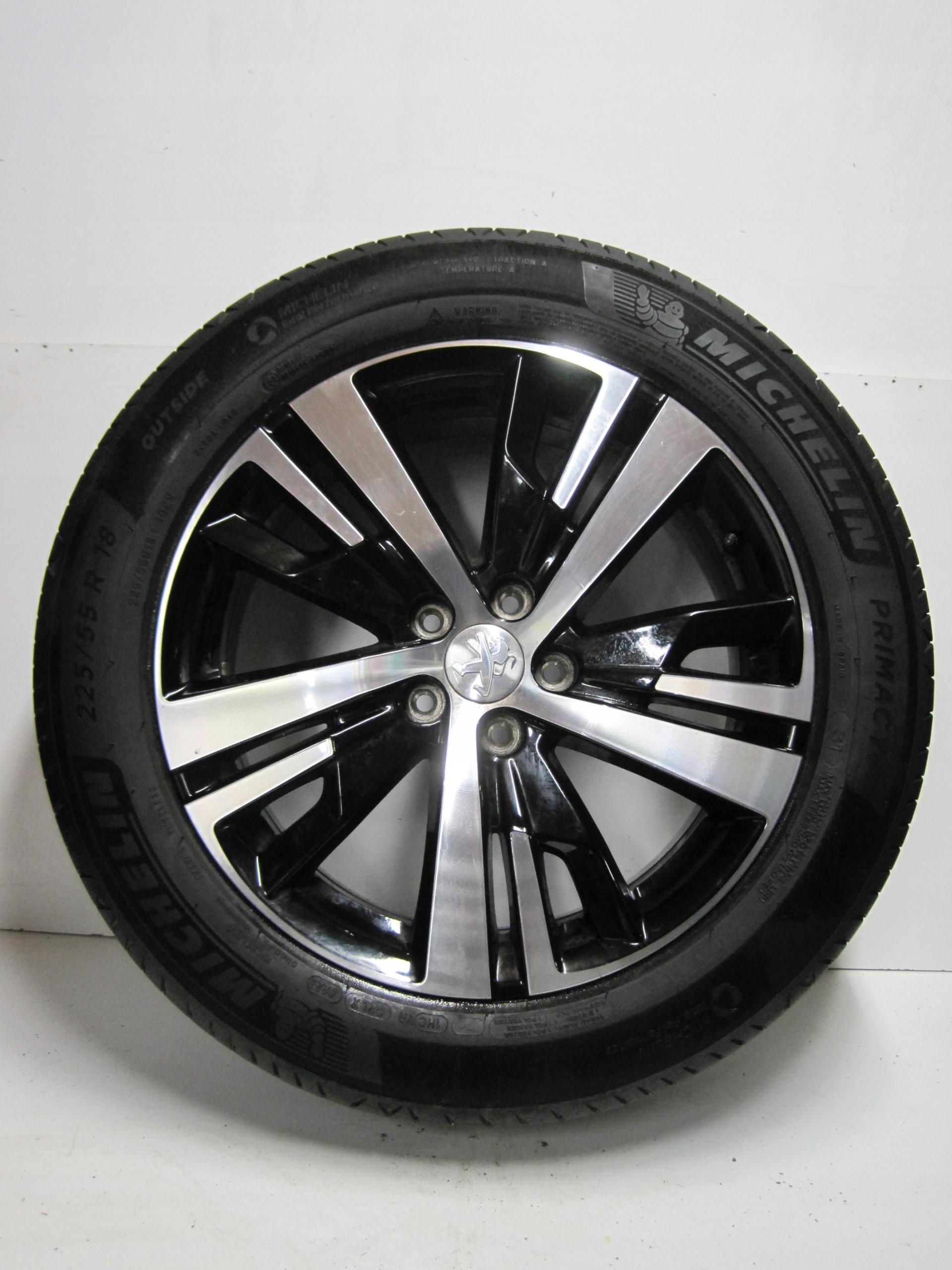 wheels discs tyres PEUGEOT 5008 R18 4MM