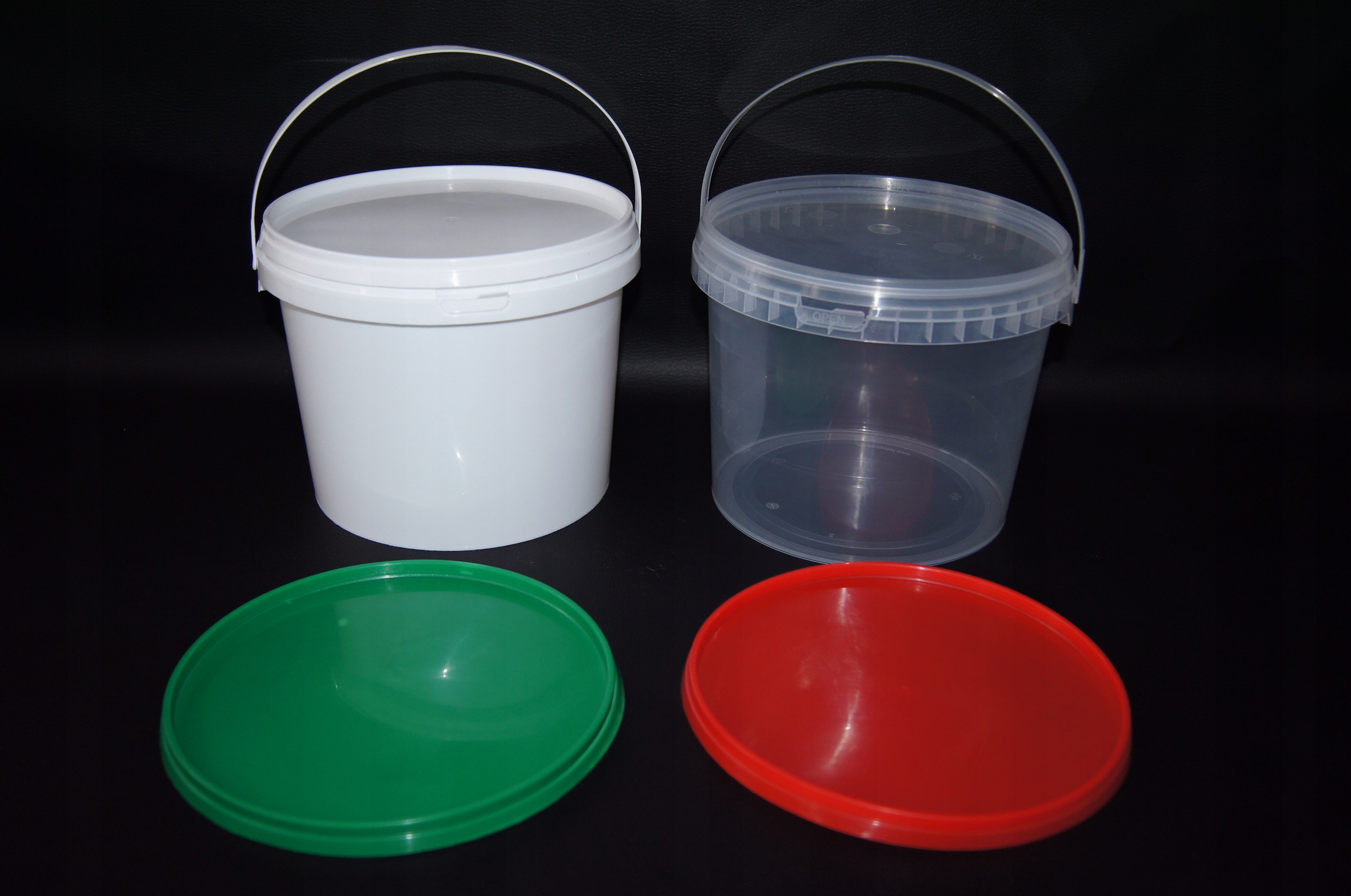 WIADRO WIADERKO POJEMNIK Z POKRYWĄ WIECZKIEM 3L Marka inna