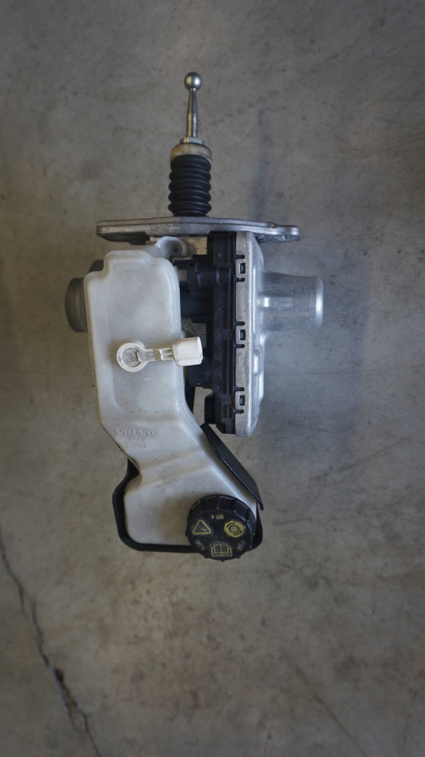 32333264 32281728 - Сервопривод главный тормозной цилиндр VOLVO S60 II V60 III