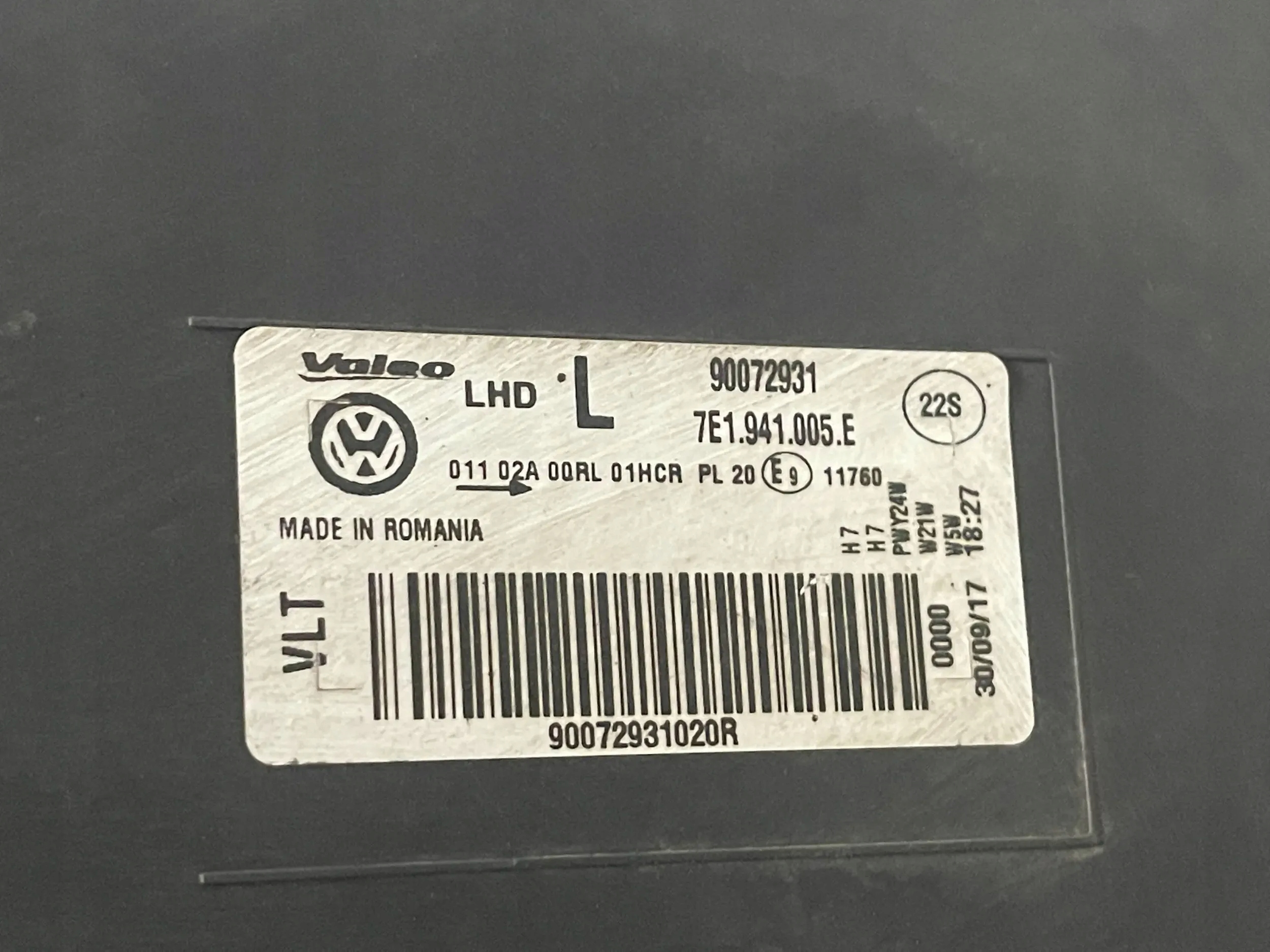 REFLEKTOR light front front left VW TRANSPORTER T6 7E1941005E