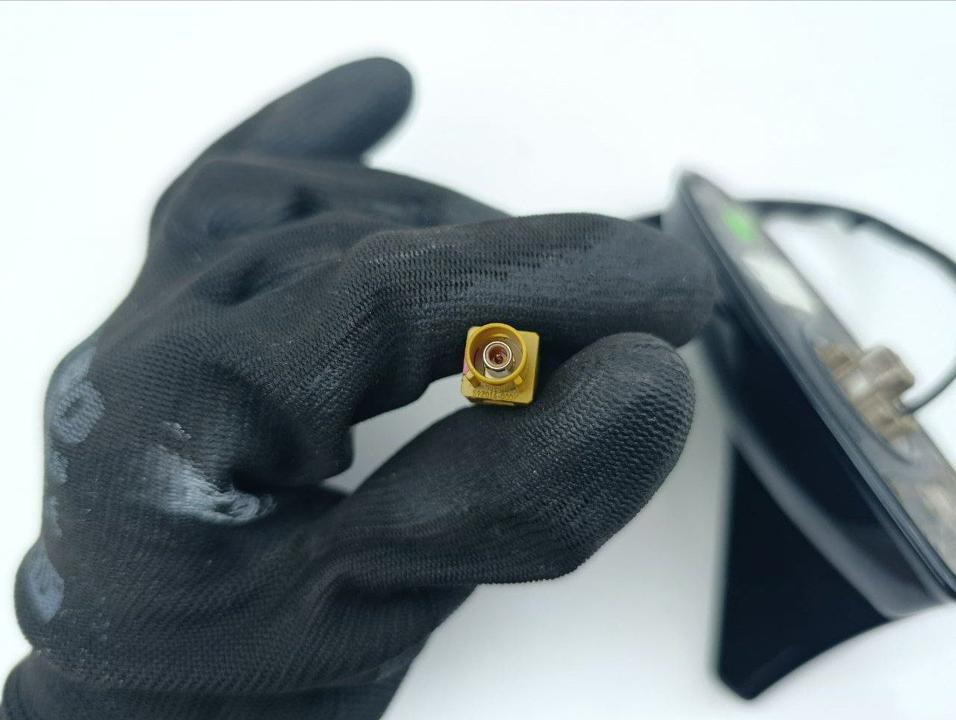 антенна MASERATI Ghibli 2015 670026005