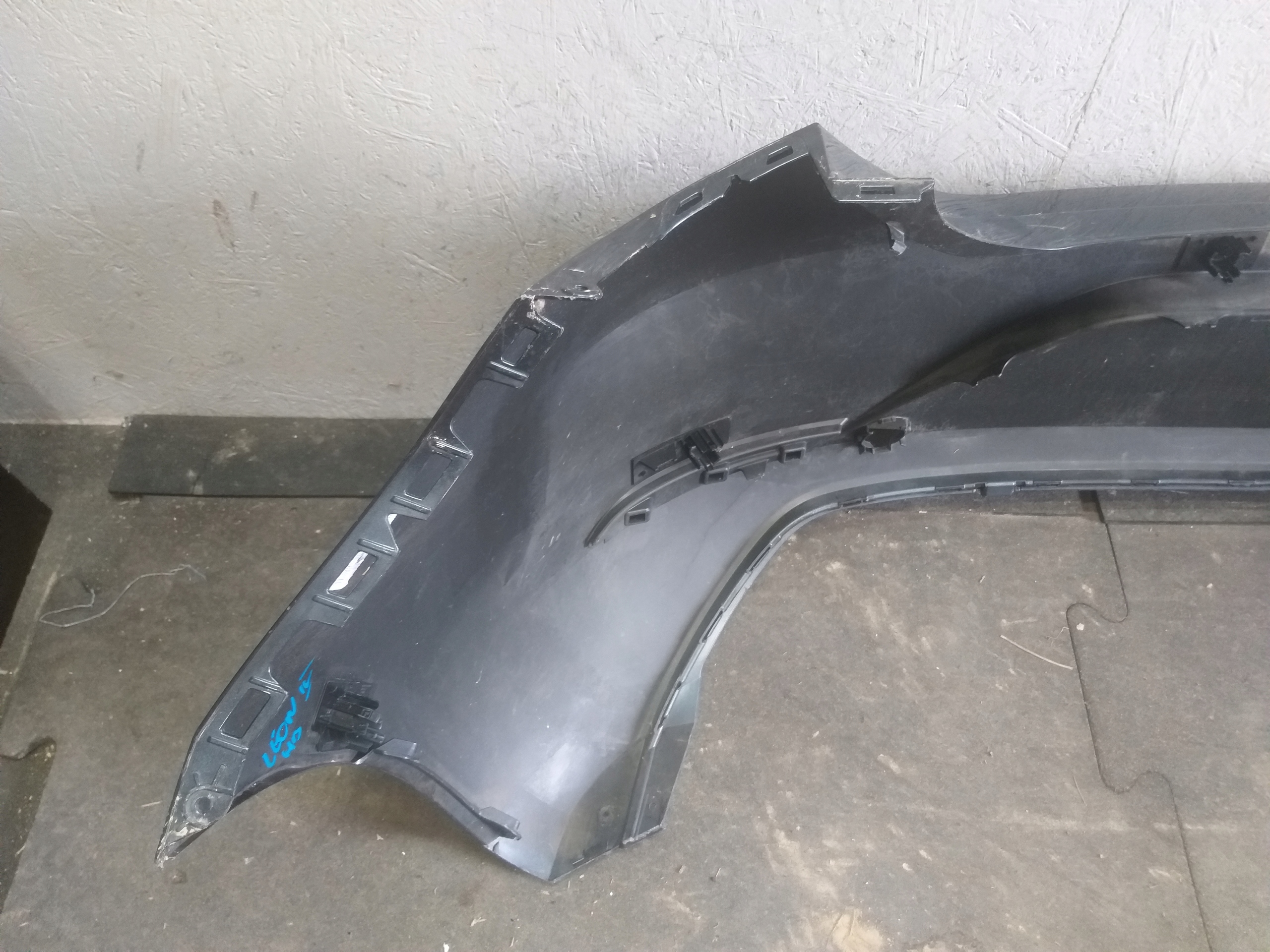 Pare choc Arrière SEAT LEON IV 4 HB