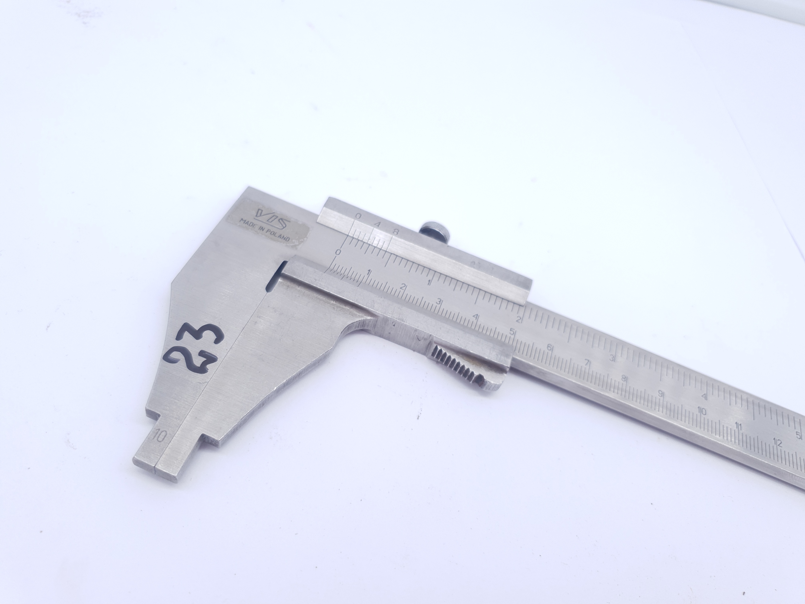 Suwmiarka 400 VIS 0,01 mm ze stali nierdzewnej EAN (GTIN) 5905815035092