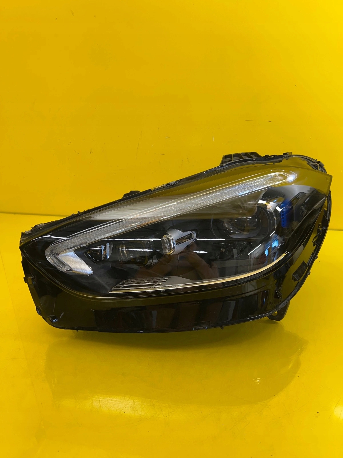 light left Mercedes C-Klasa W206 Full Led Digital Light A2069064703 21