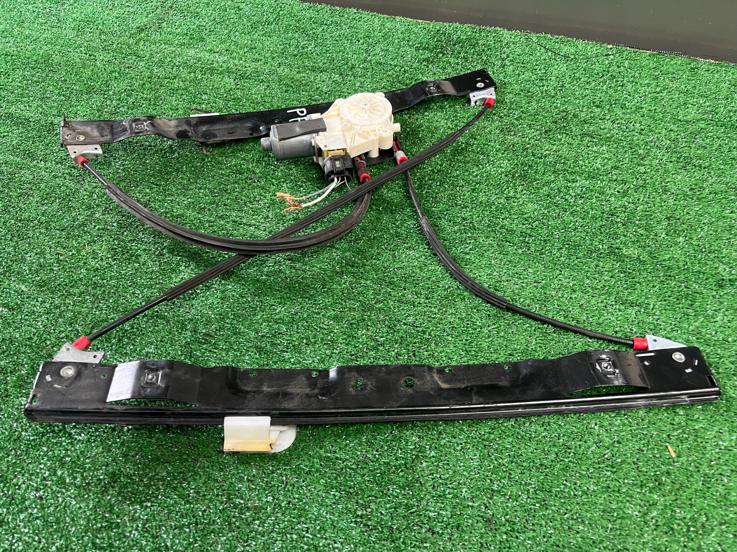 ELE mechanism windows right front FORD S-MAX 0130822286