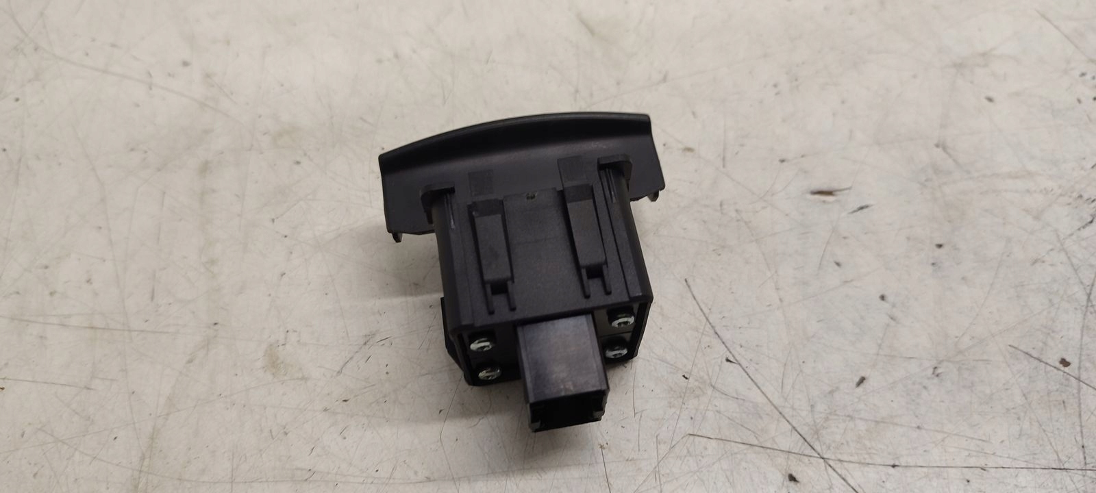 switch electric brake button Citroen C6 2,7 HDI