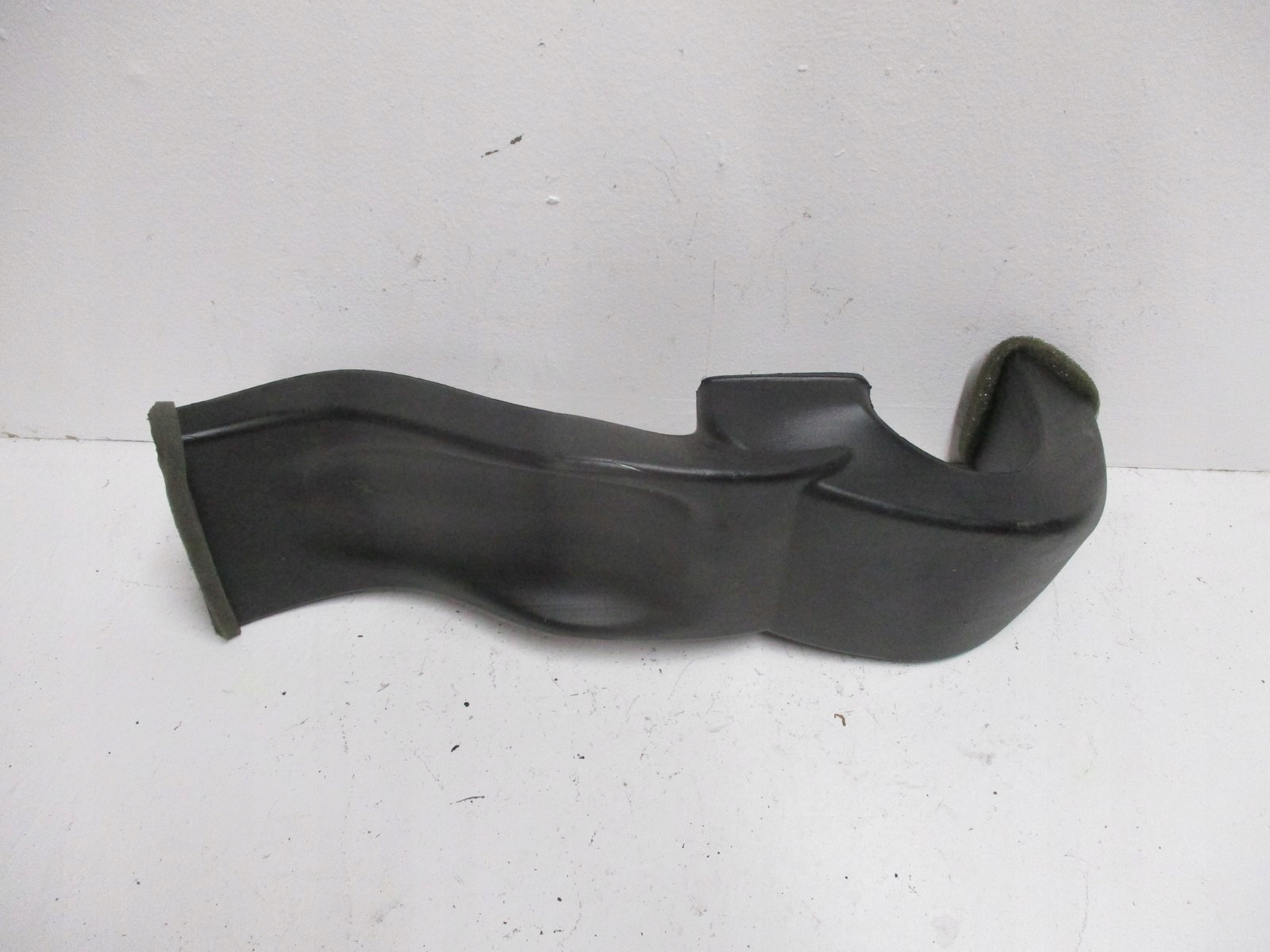 intake air TESLA X 1057205-00-A