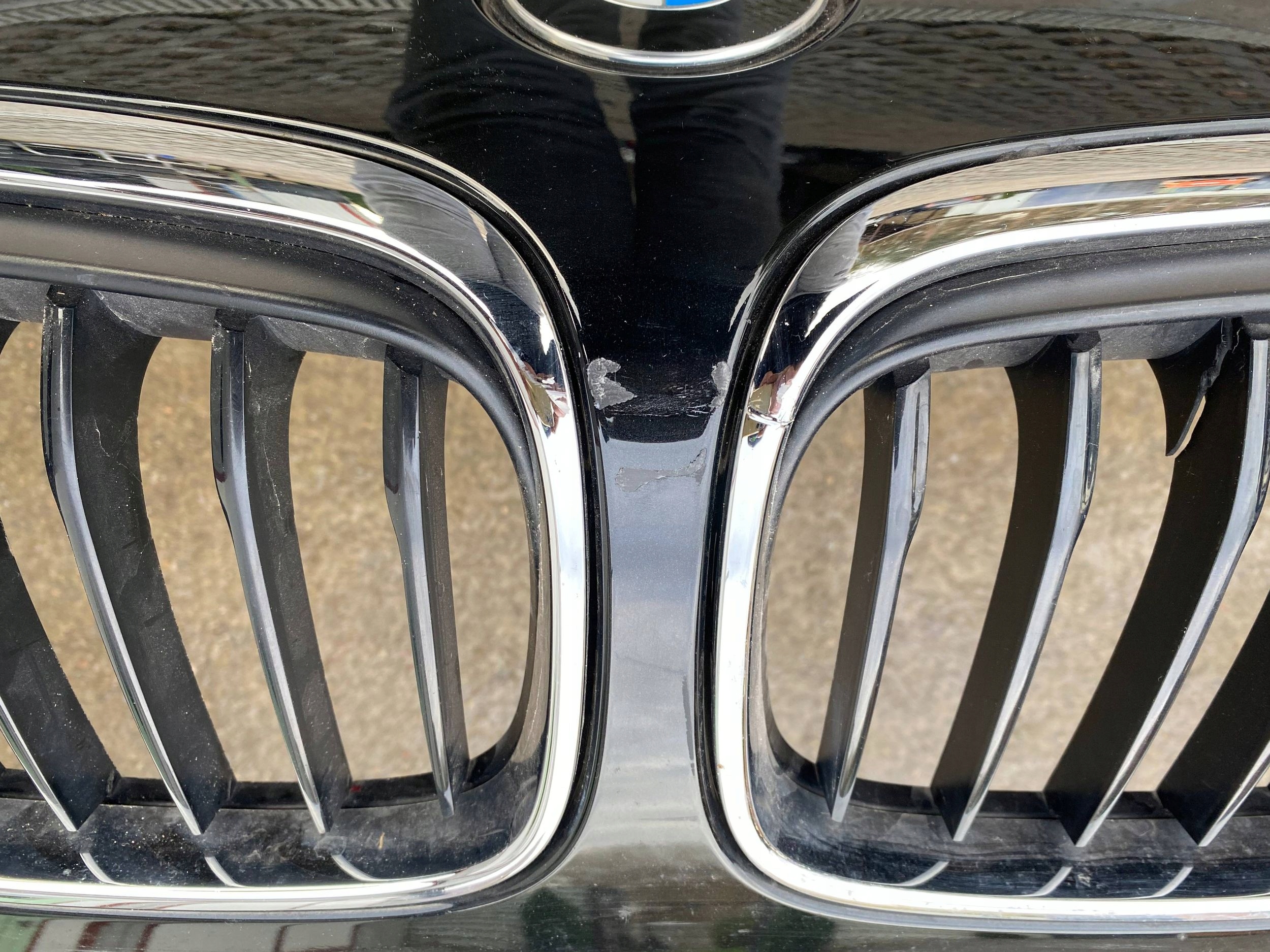 BMW 2 F45 bumper front front SKORUPA black PDC