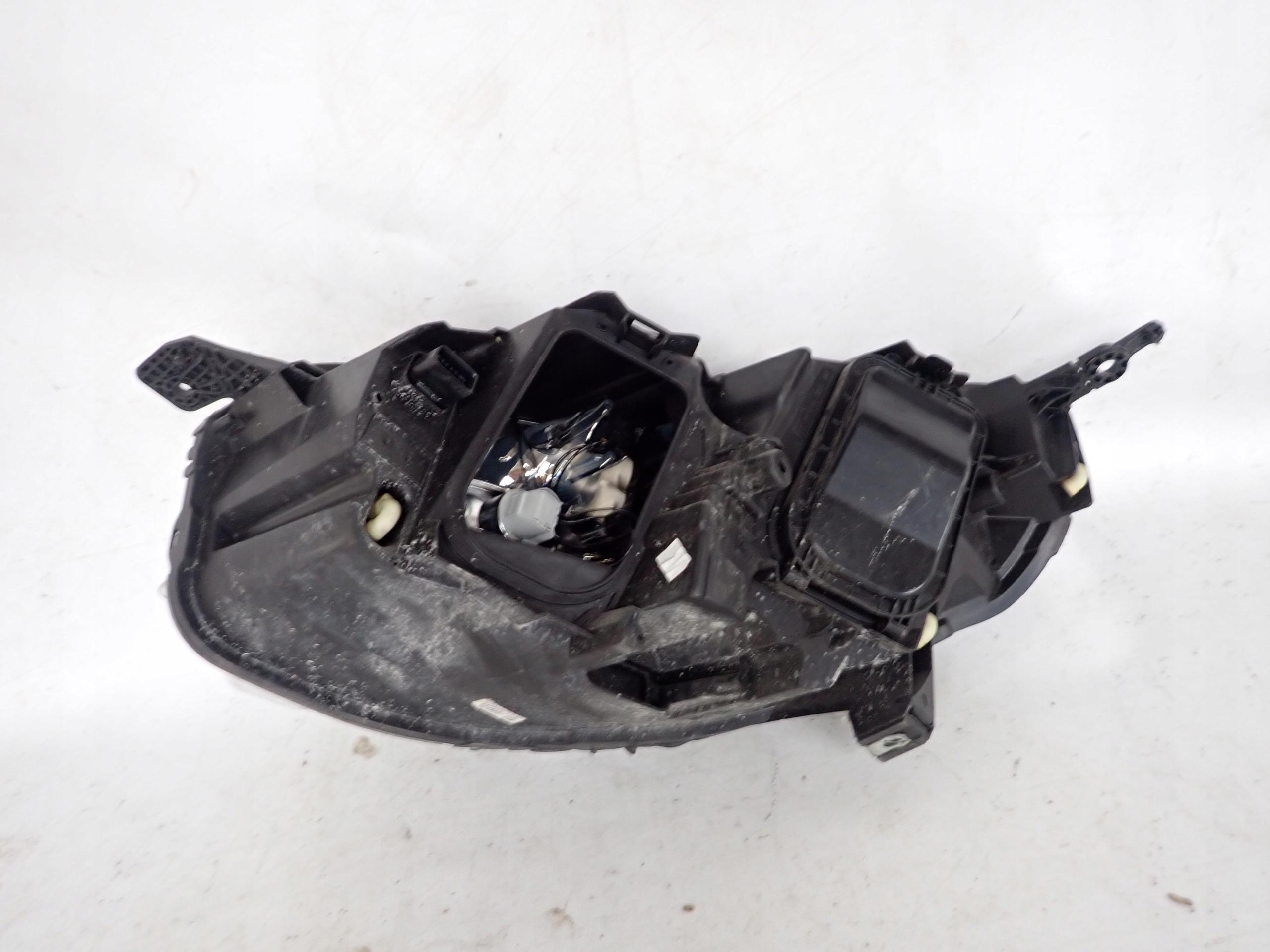 PEUGEOT EXPERT III 3 TRAVELLER 16-> light front front right