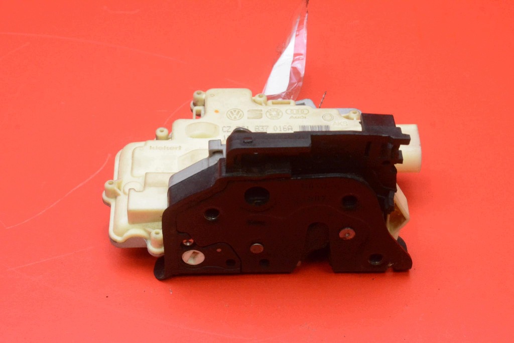 lock door right front front EU 3C1837016A VW PASSAT B6 05-10