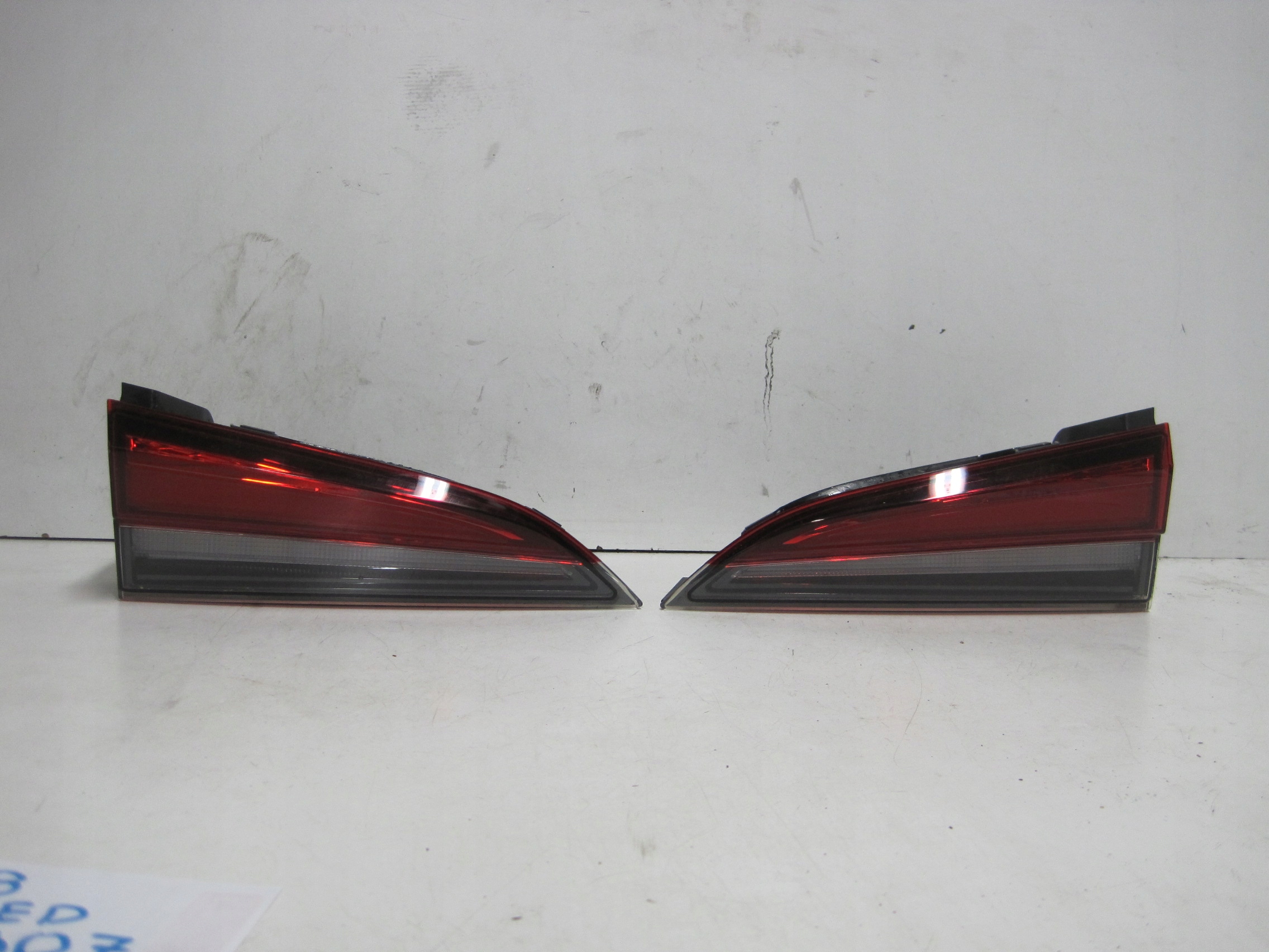 фонарь SKODA KAMIQ 658 21R led 658945307 658945308 задний правый левый