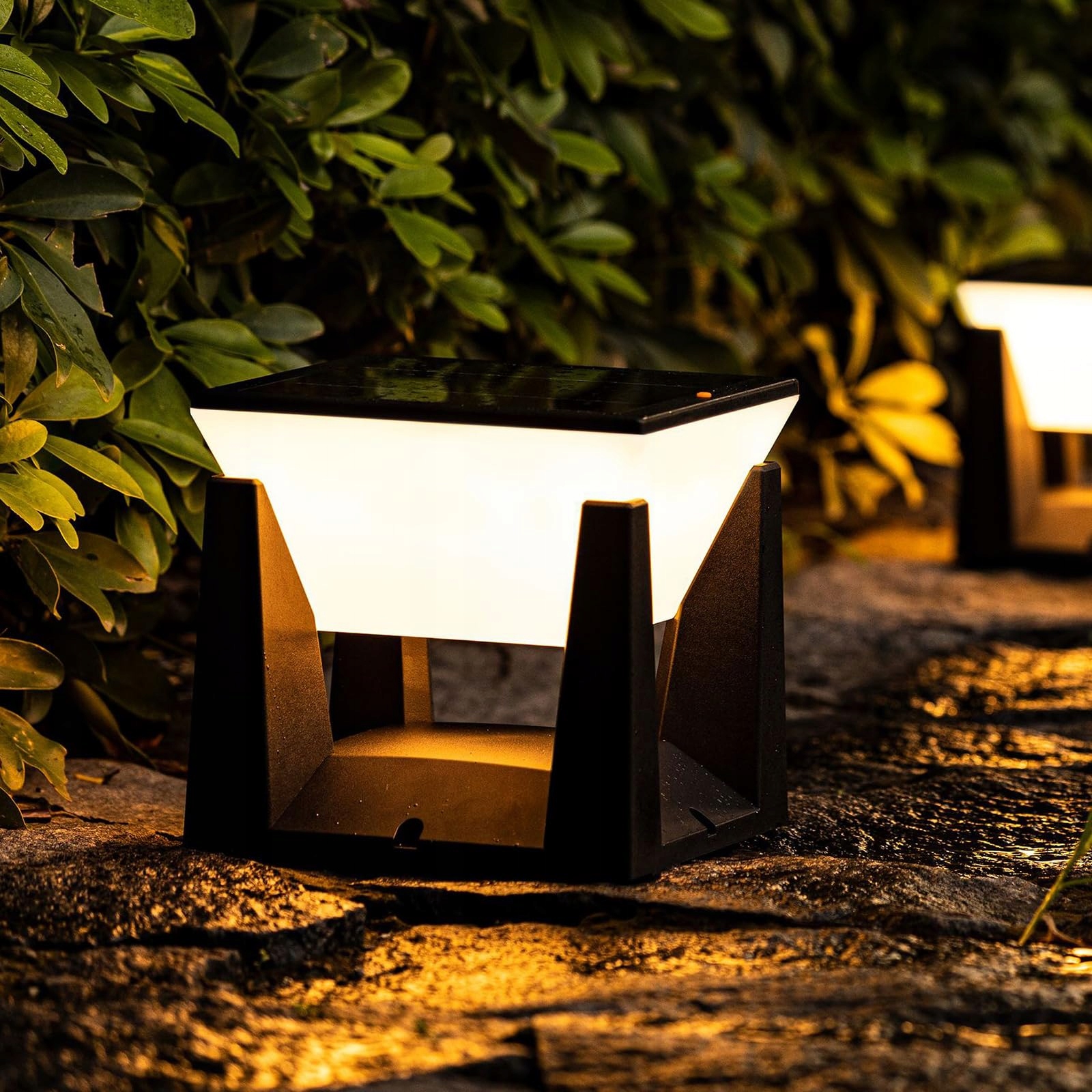 ACMHNC Lampa Ogrodowa Solar Czarna IP65 Wodoodporna 3000K Na Podjazd Patio — miniatura 7