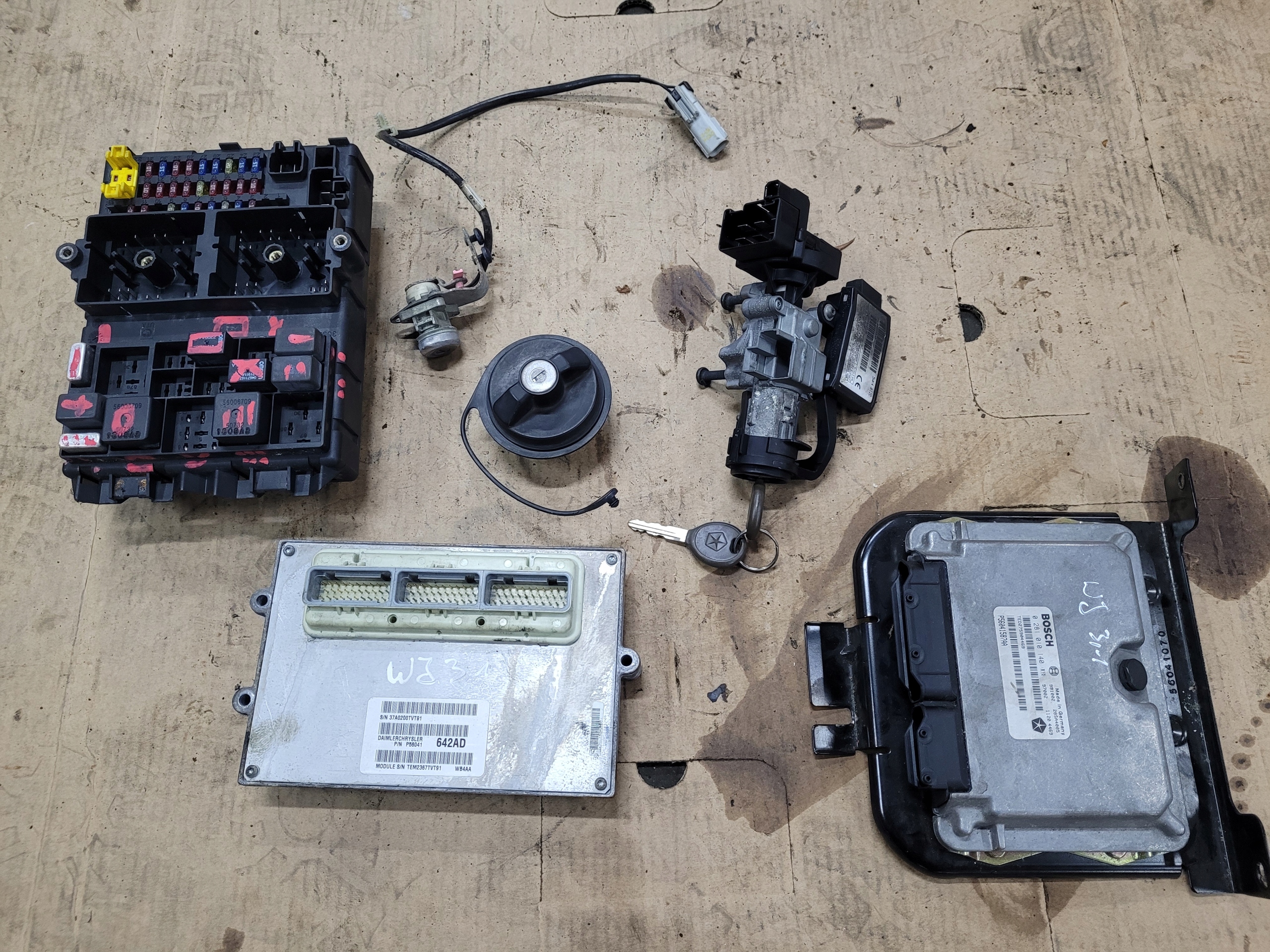 Jeep Grand Cherokee WJ 3.1 99-01 komputer silnika stacyjka