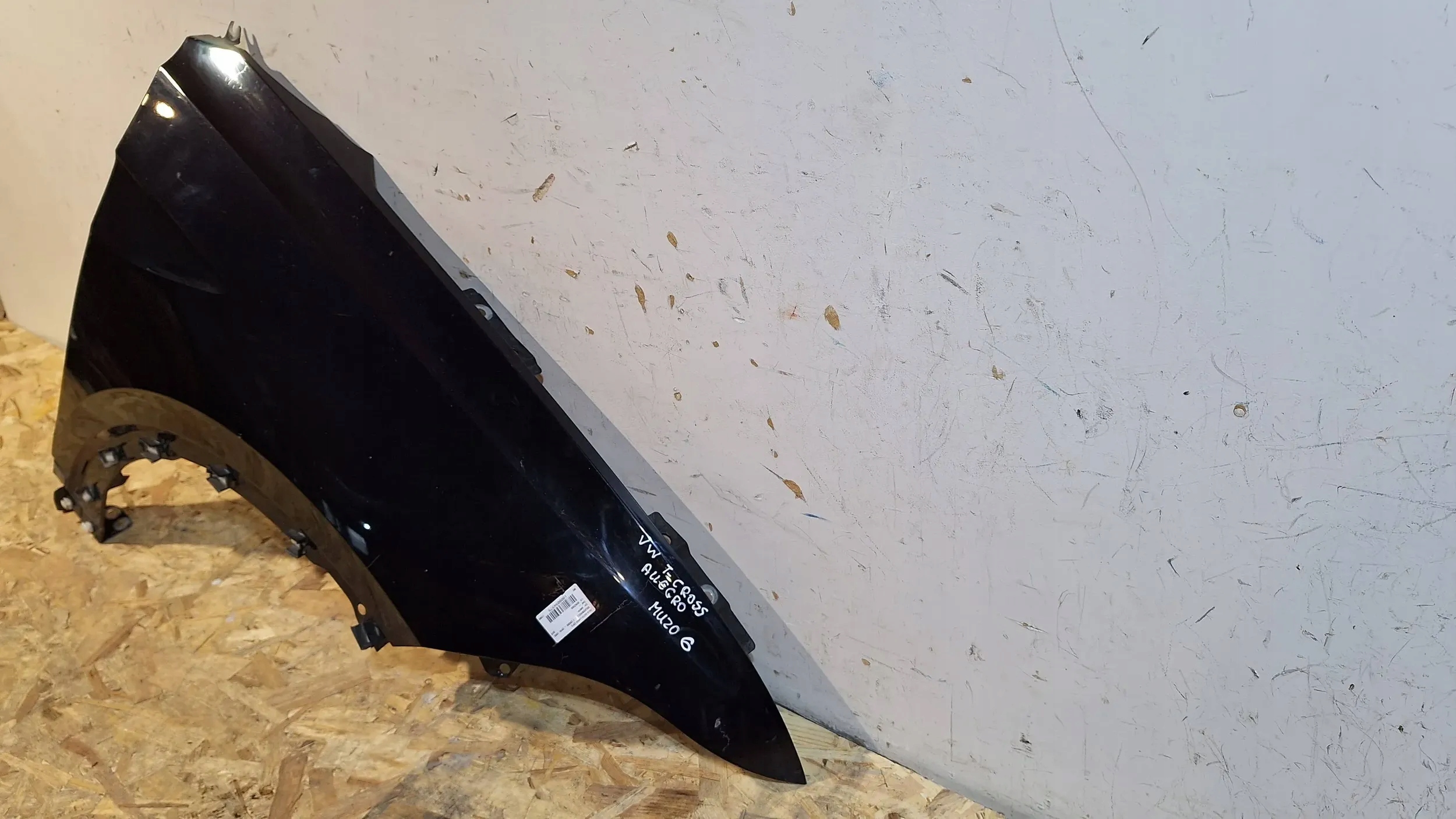 fender front right Vw T-Cross 18