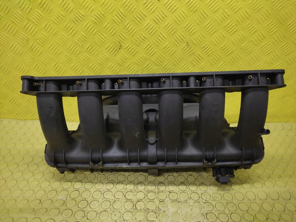 BMW E90 N52B25 intake manifold 753082806