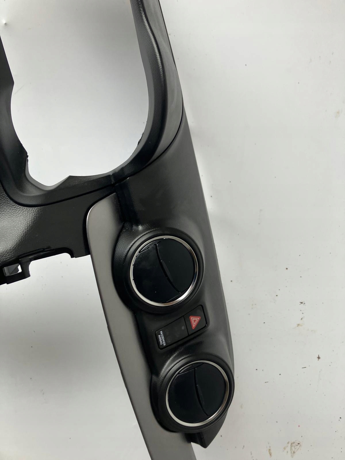 cover DEKORY consoles SUZUKI SWIFT MK8