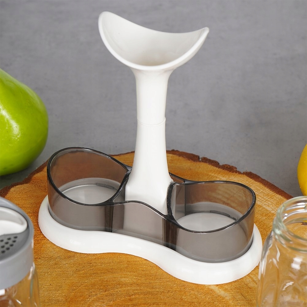 Zestaw SOLNICZKA PIEPRZNICZKA pojemniki do soli pieprzu przyprawnik stojak Liczba elementów w zestawie 3