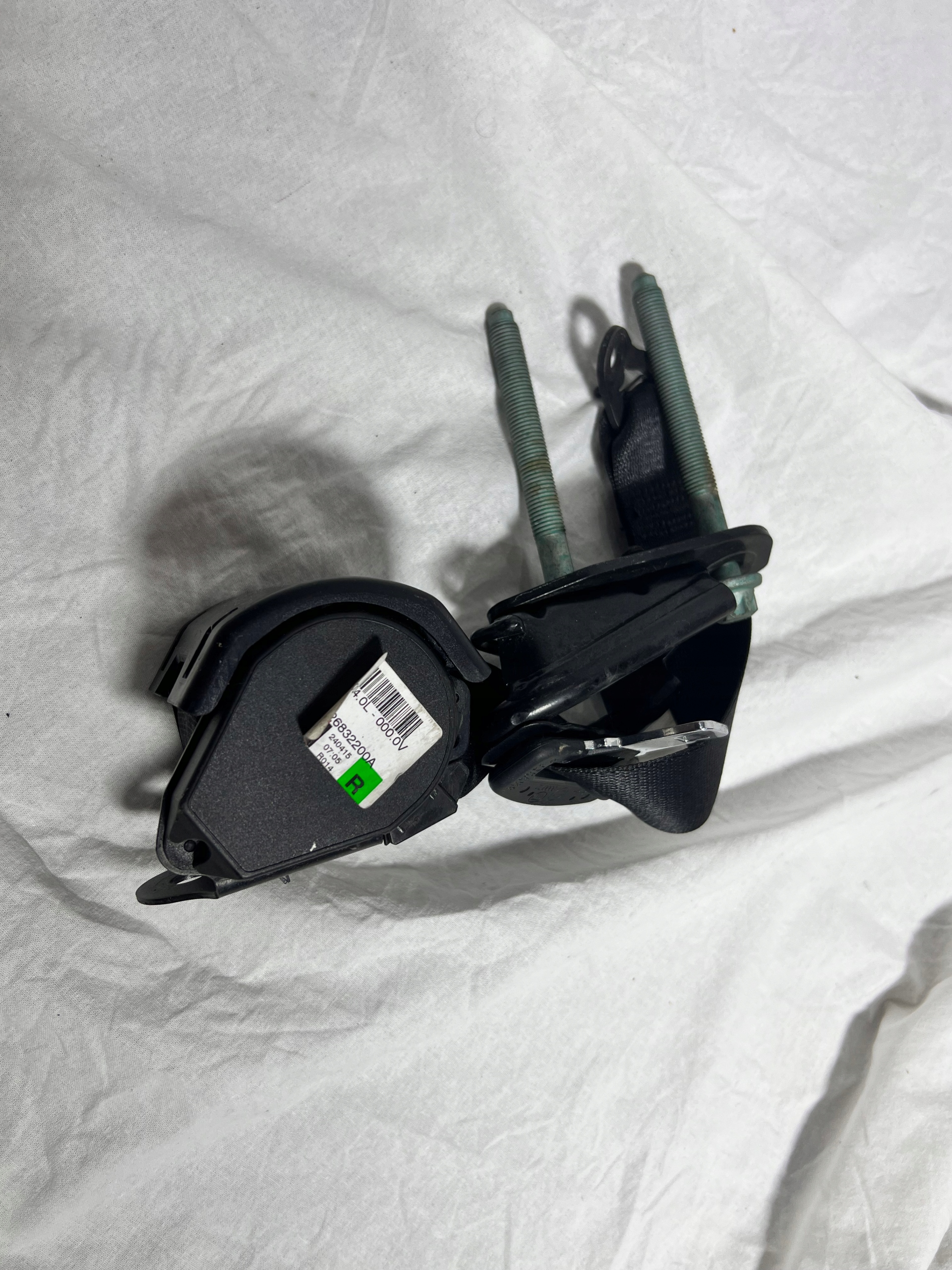 BMW F22 F23 ремінь безпеки передній 626832200a