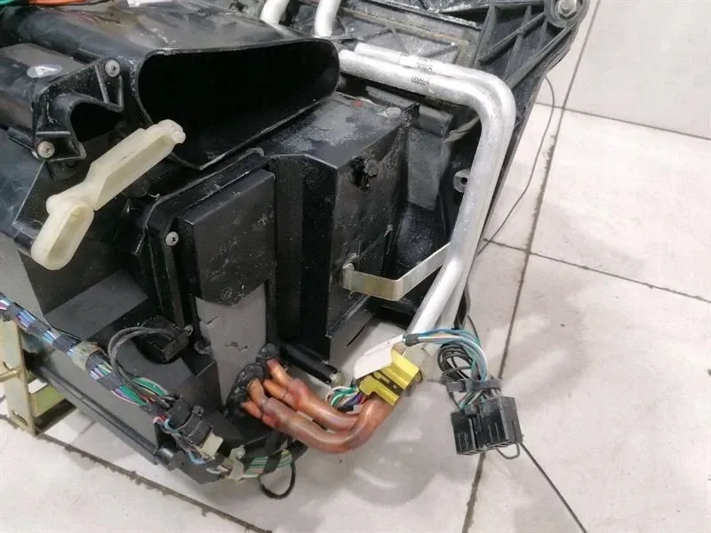 FERRARI 550 F133 65237400 HVAC