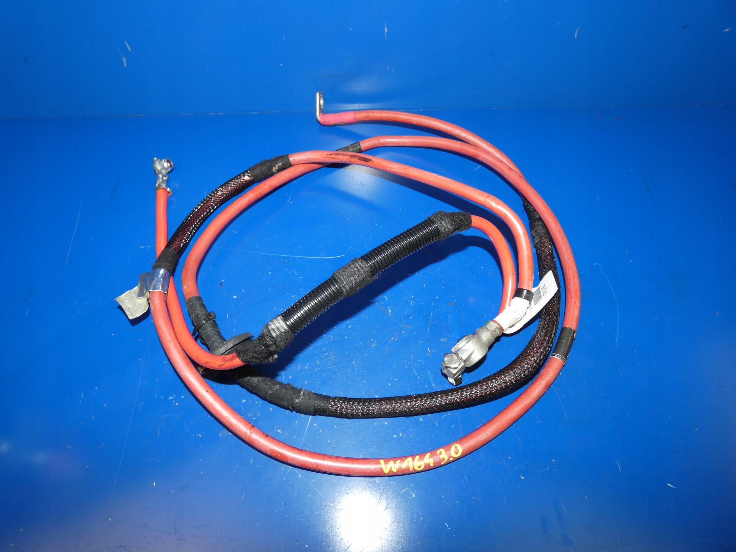 A1645402830 - MERCEDES ML W164 Клема плюс плюс кабель