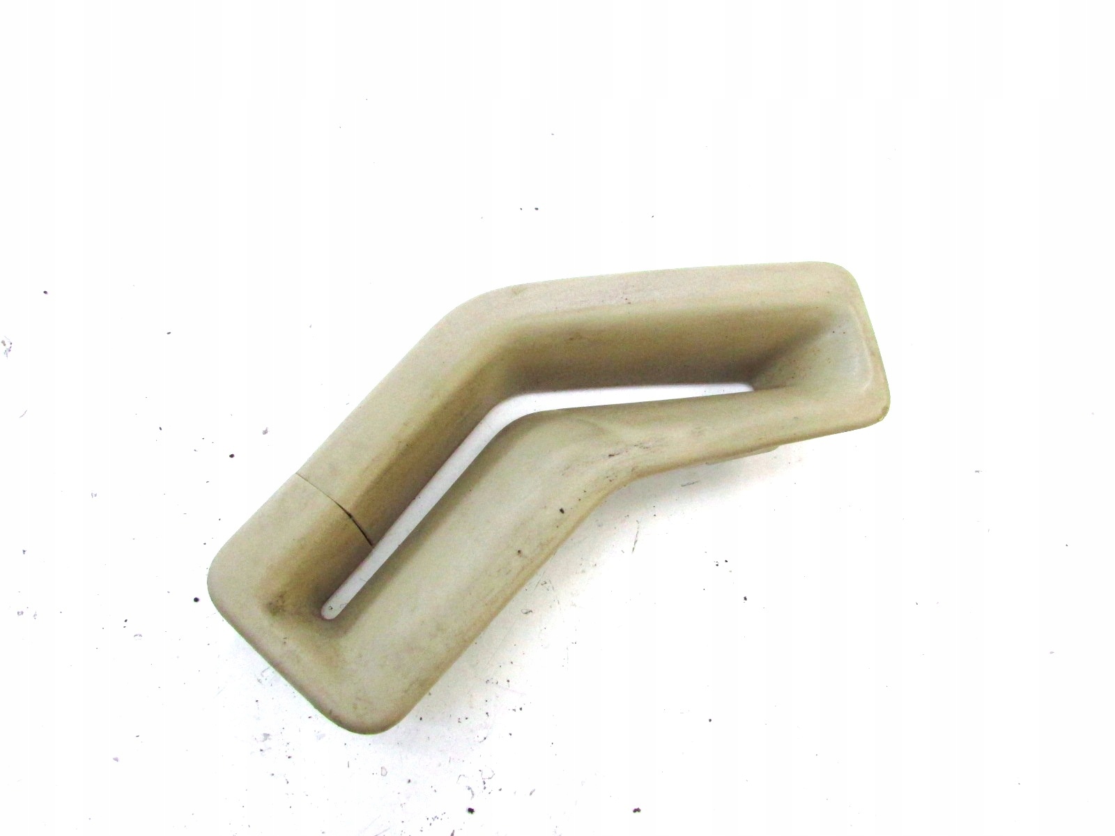 VOLVO V70 XC70 OSŁONA ZASLEPKA PASA BEZPIECZEŃSTWA PRAWY PRZÓD 07-16r