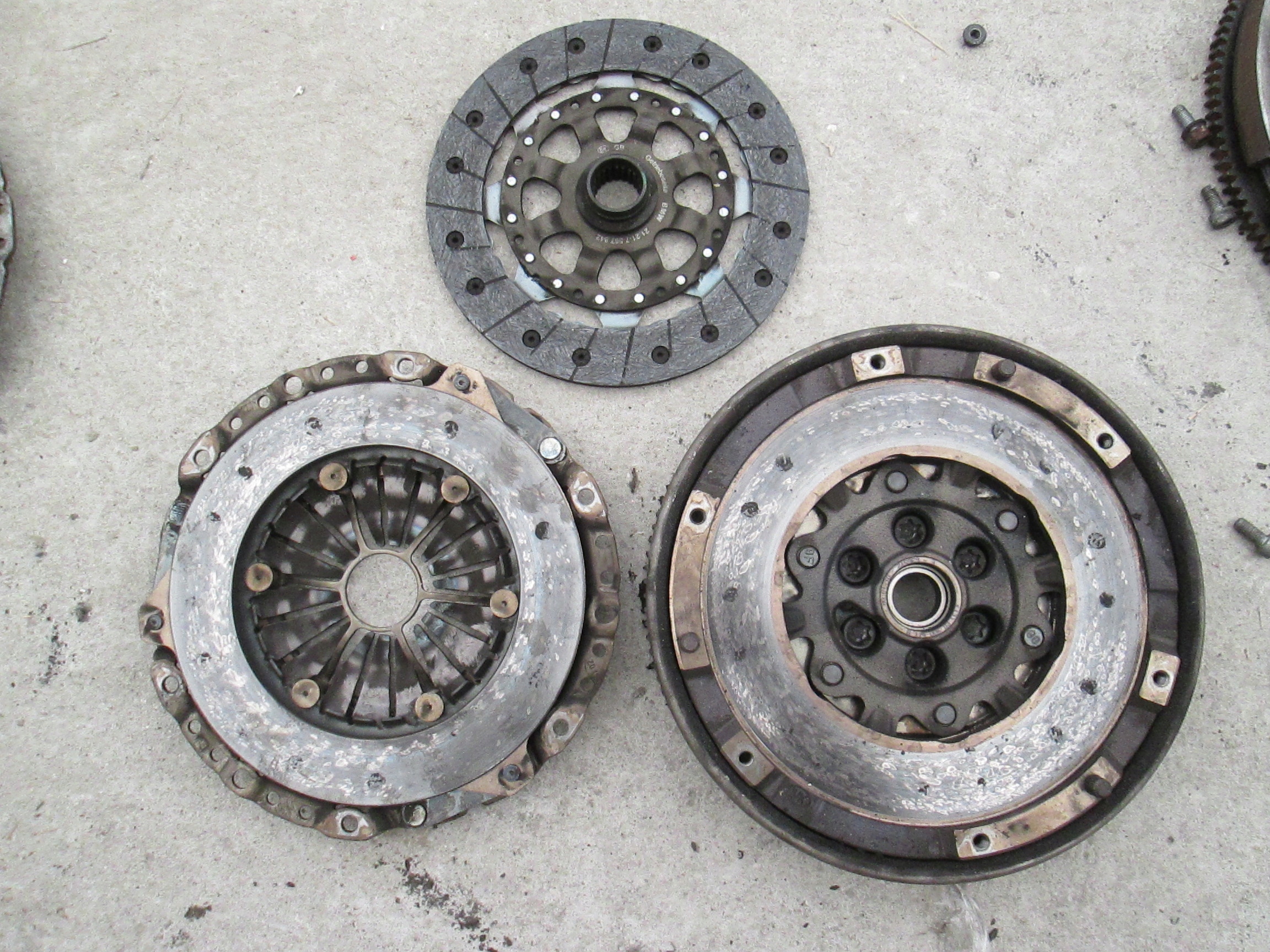 BMW OE 7560876 Коло двомасовий