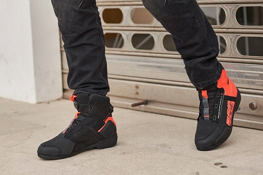 Buty motocyklowe SHIMA EDGE VENT RED GRATISY Model EDGE VENT MEN