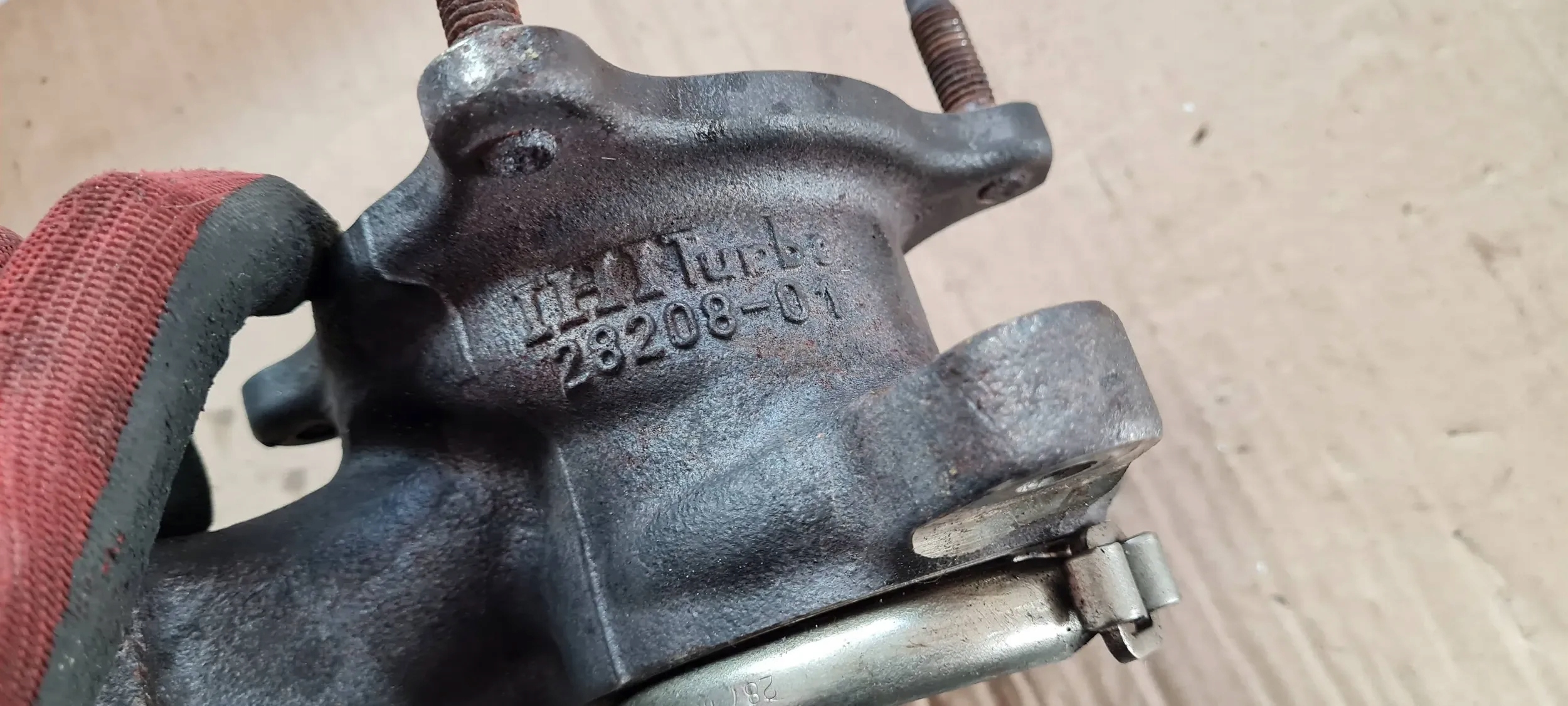 A5 8W obal KORPUS turbo 2.0 TFSI 28208-01 A4 B9 8W