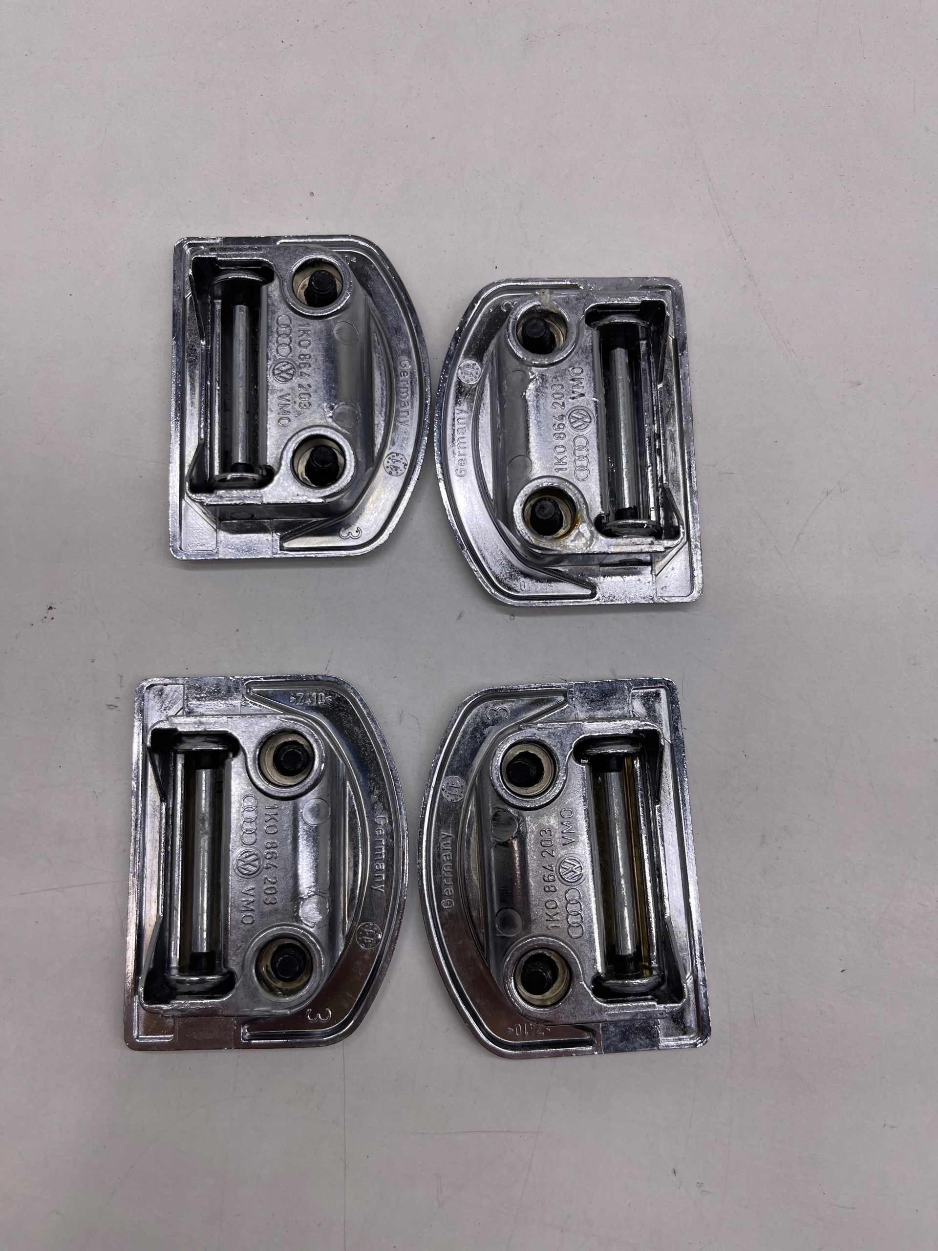 AUDI A6 C7 bracket holder boot haczyk haczyki 4x