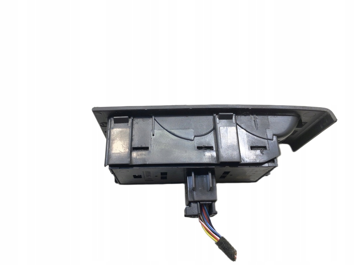 PANEL SZYB bal eleje RAPID SPACEBACK 6V1959857A