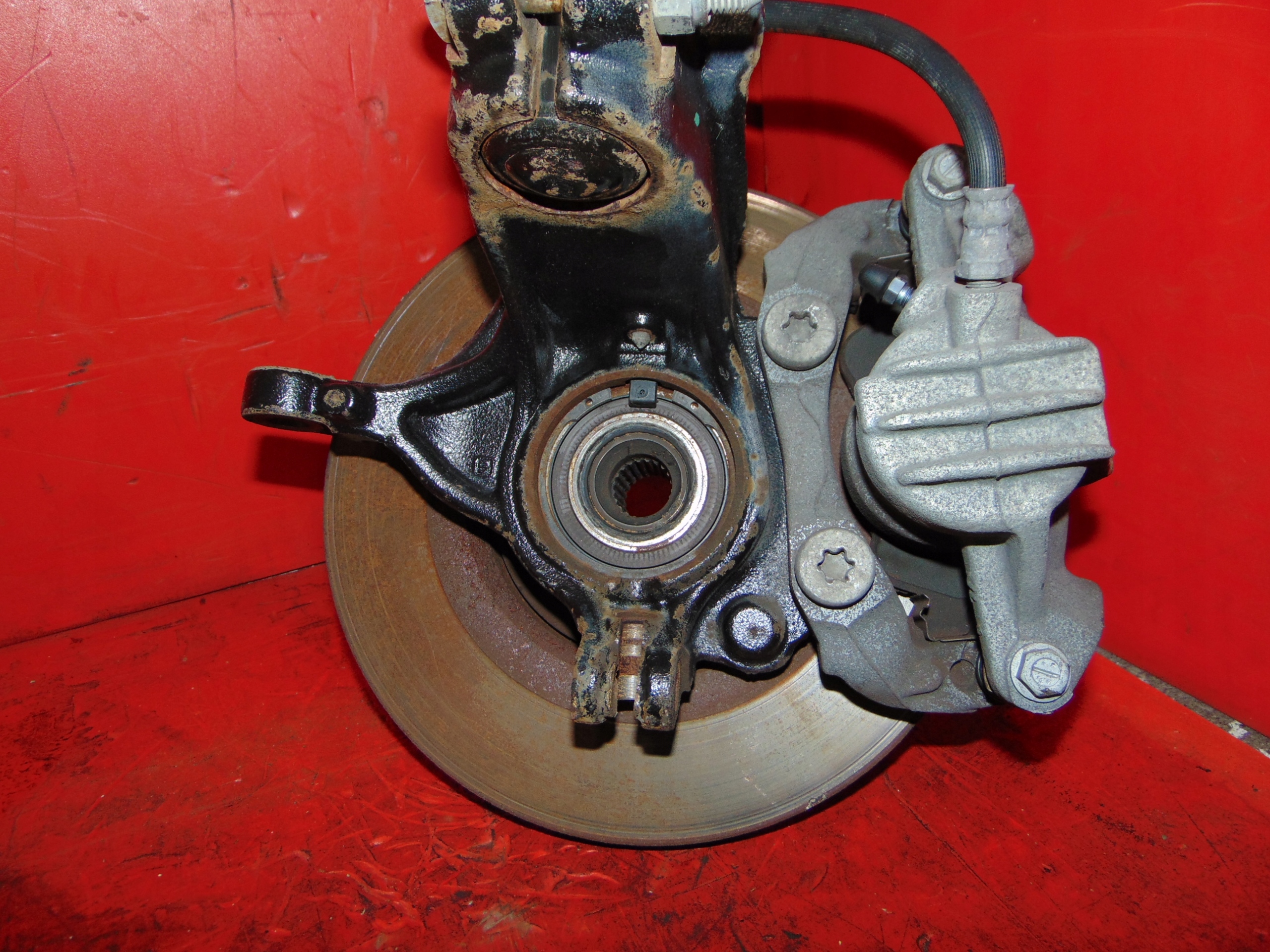 PEUGEOT 208 and 1.5 HDI swing shock absorber left