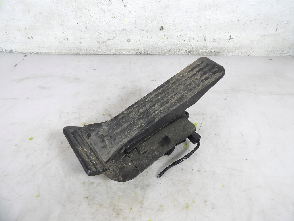 MAZDA CX-3 2.0SKYACTIV-G potentiometer accelerator pedal GHK3-41600-G