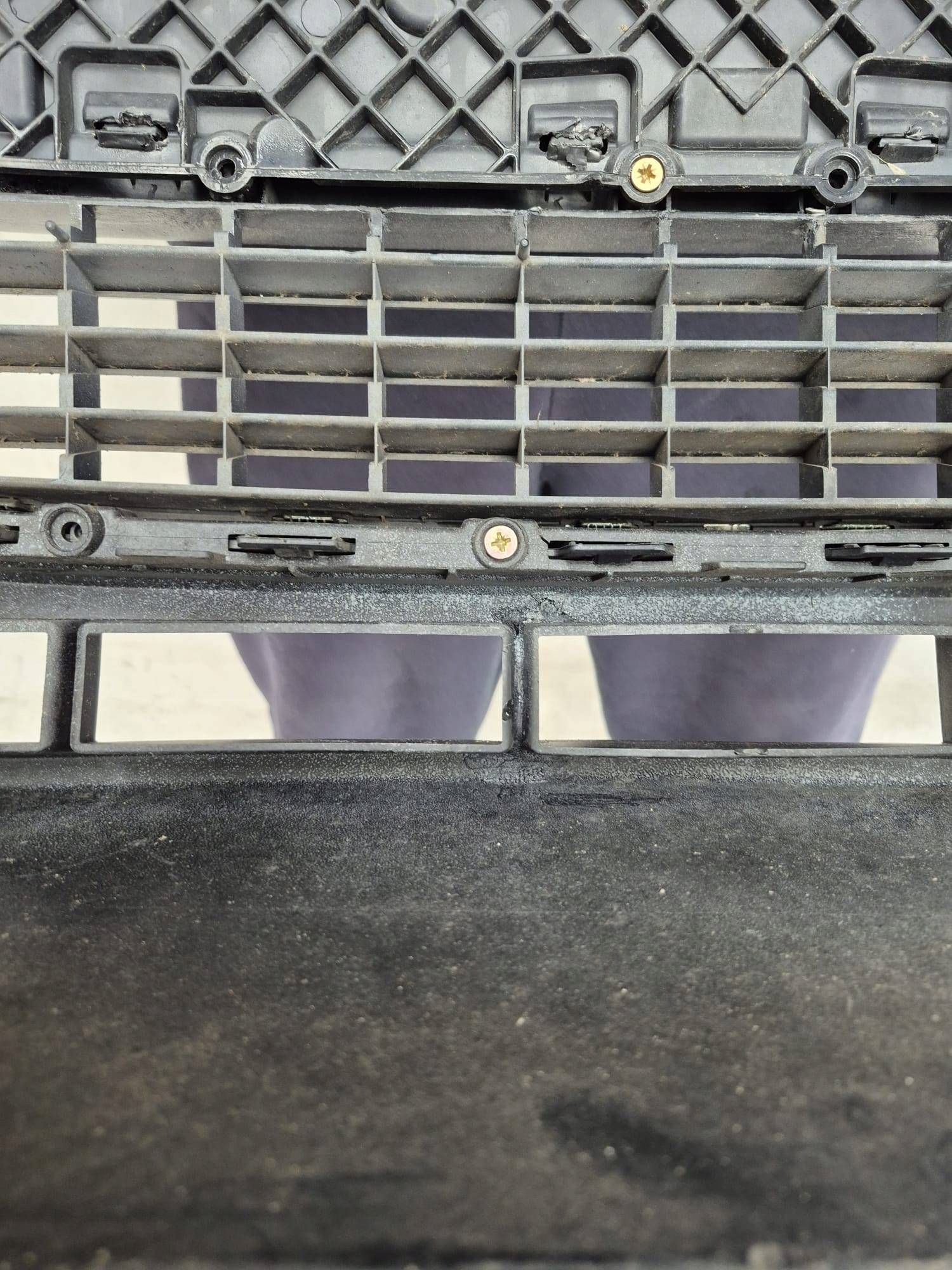 AUDI A3 8P LIFT 05-08 bumper front front grill grid 8P4807096RE