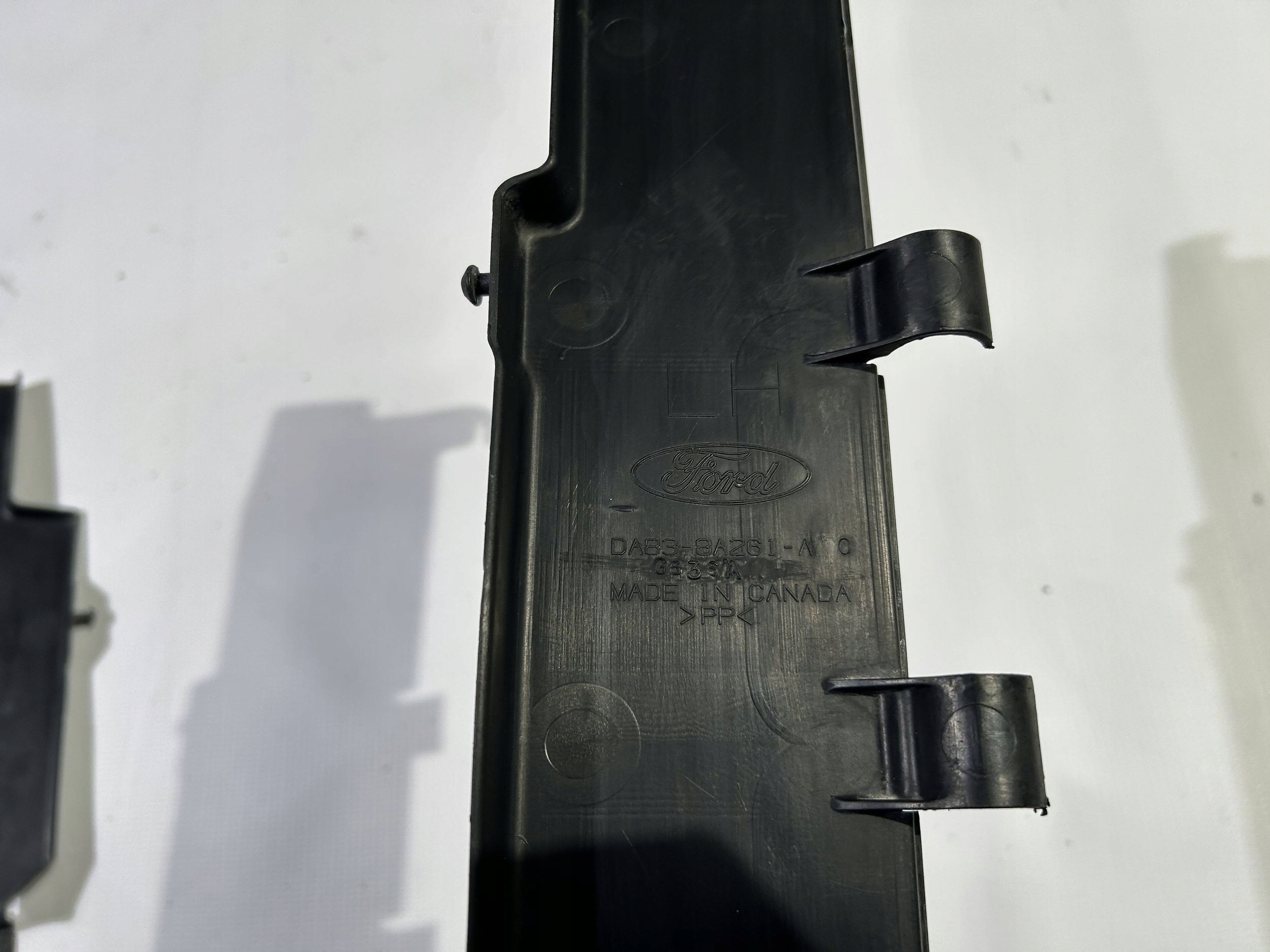 luftansaugkanal links Ford Flex 2013r