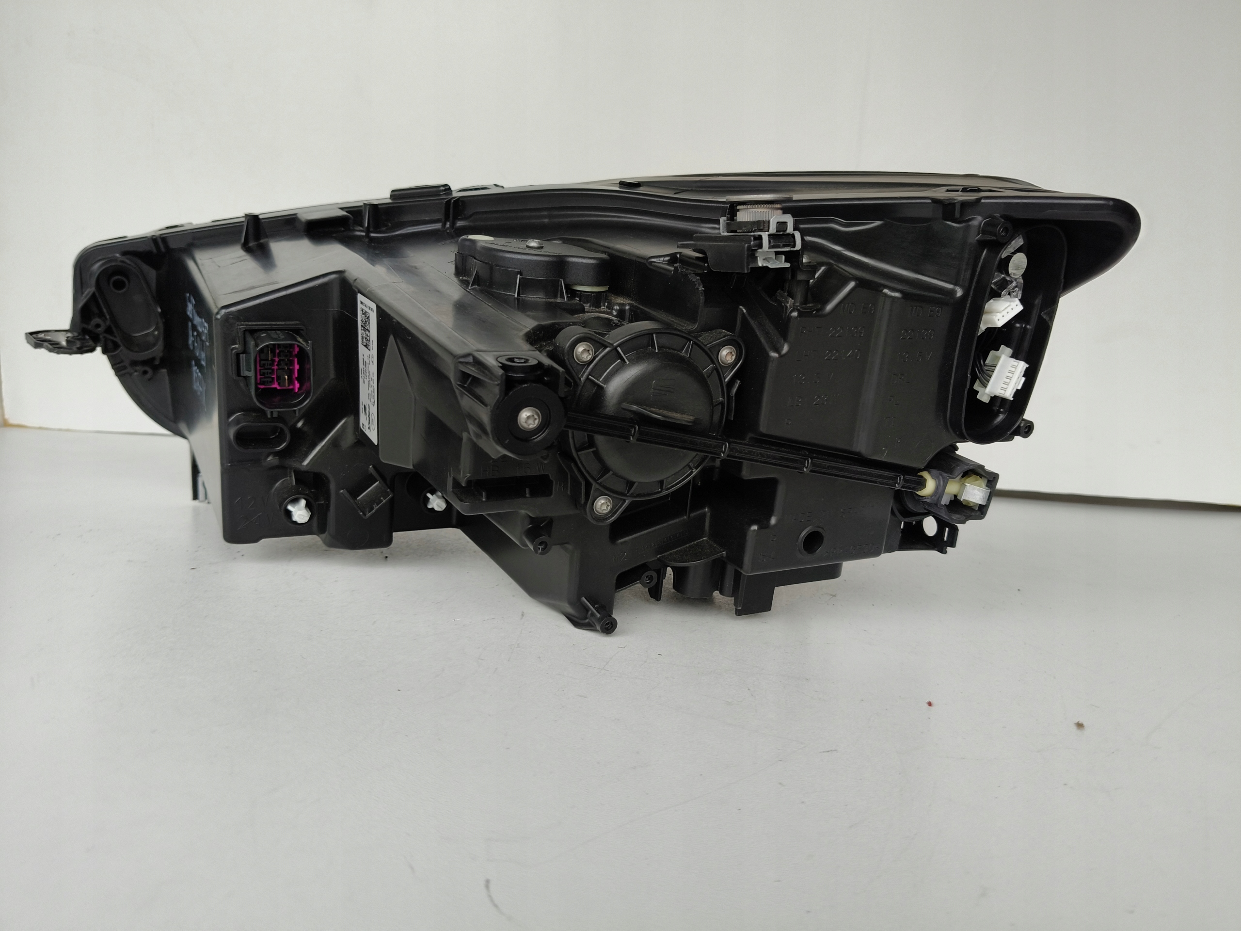 light right REFLEKTOR SEAT TARRACO 5FJ 18- FULL LED