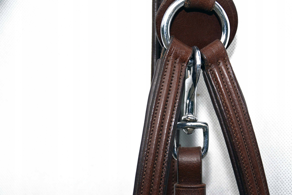 NAPIERŚNIK Z WYTOKIEM PUNKTOWYM ROZ.FULL